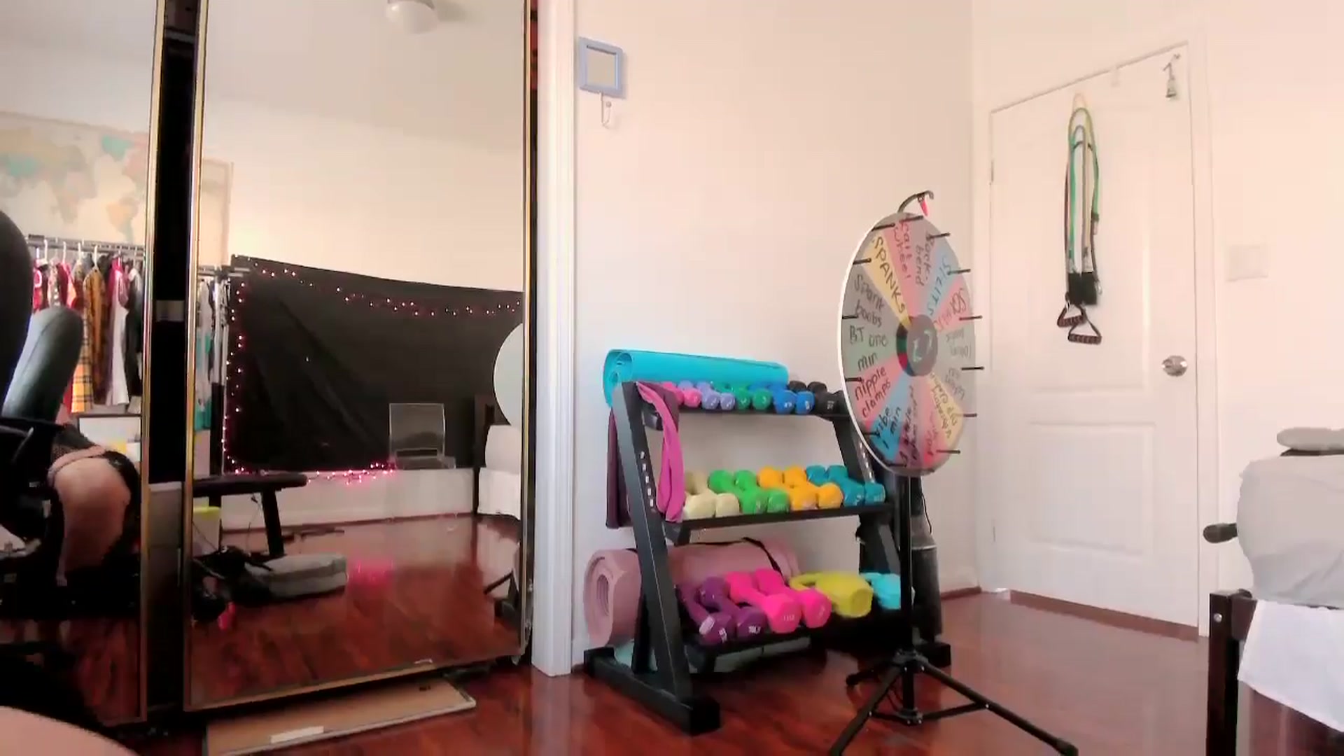 Gallery image thumbnail from sugarbb_'s myfreecams stream on, 10/22/2024, 20:27 image 7 of 20