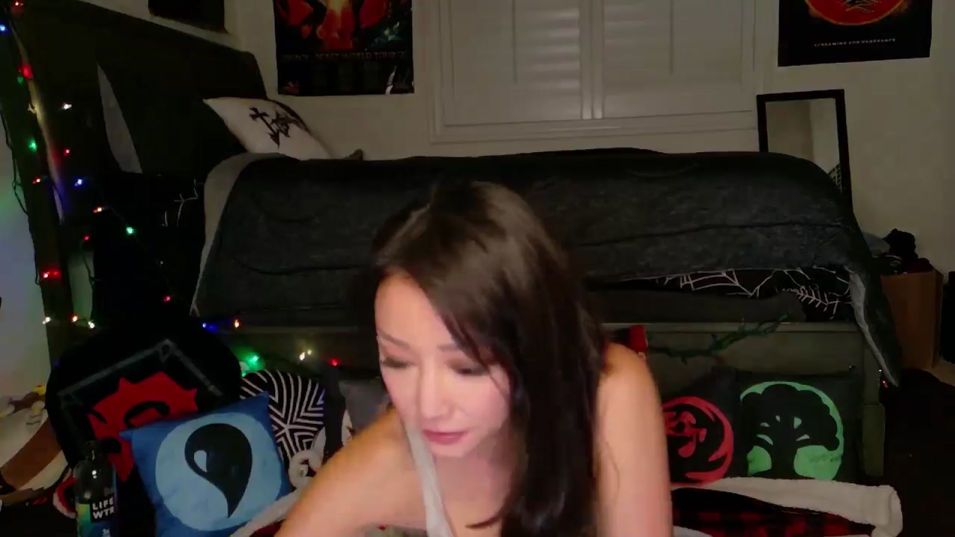 Gallery image thumbnail from sugarbb_'s myfreecams stream on, 12/13/2024, 09:33 image 16 of 20