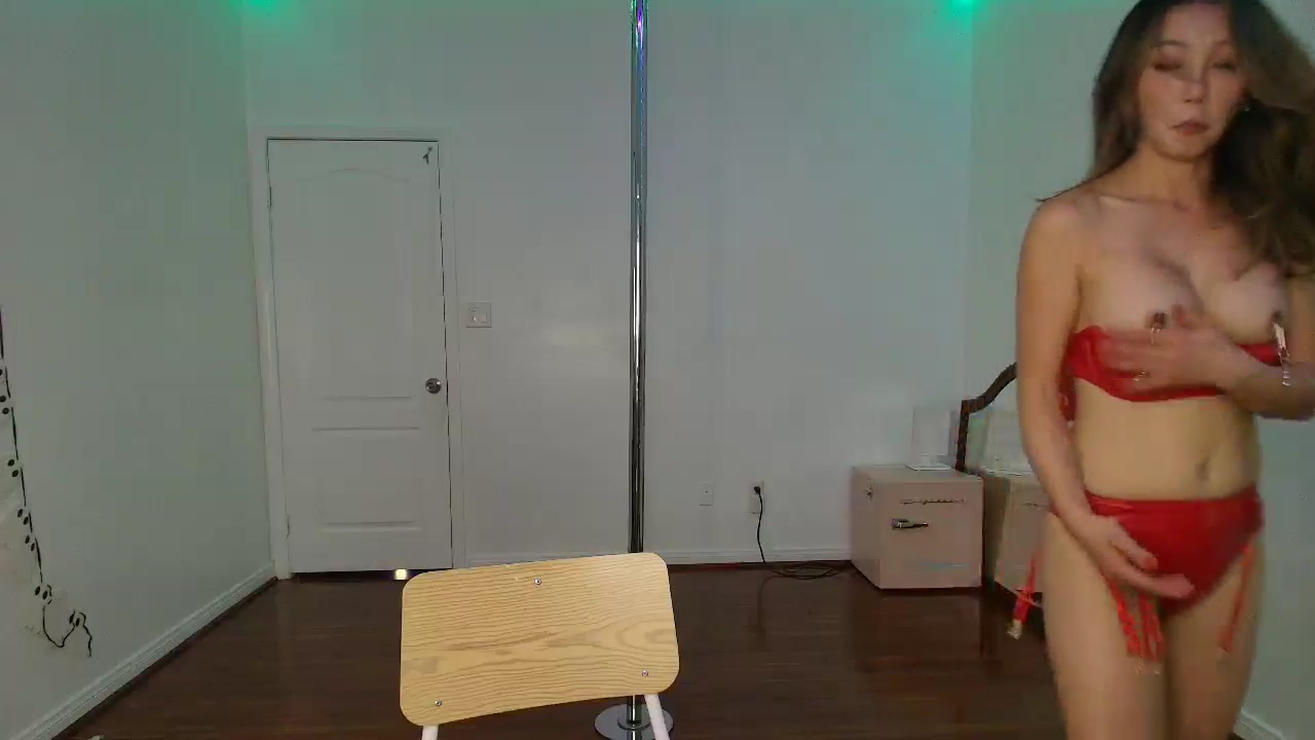 Gallery image thumbnail from sugarbb_'s myfreecams stream on, 10/25/2025, 03:54 image 14 of 20