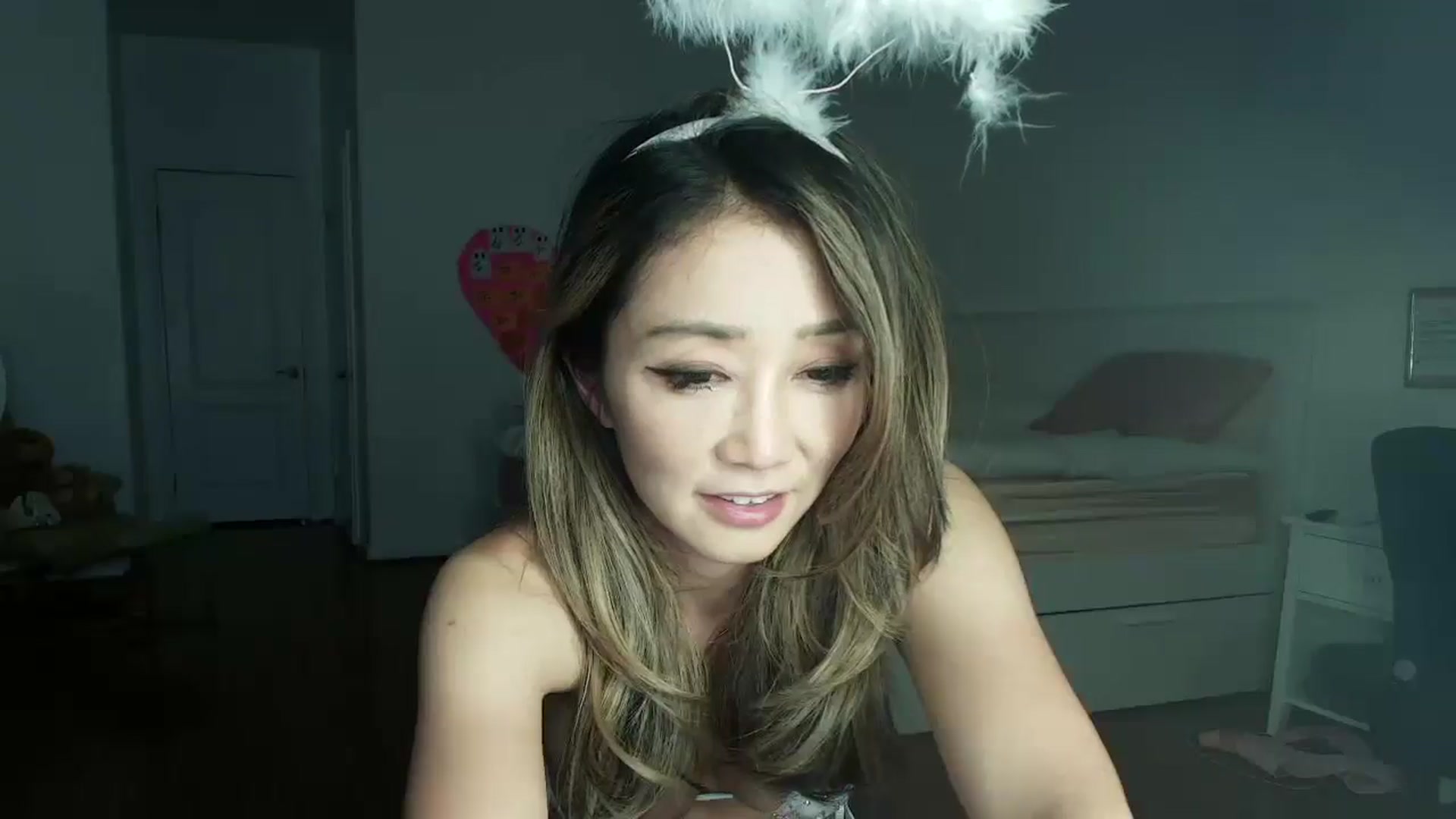 Gallery image thumbnail from sugarbb_'s myfreecams stream on, 10/30/2025, 09:03 image 8 of 20