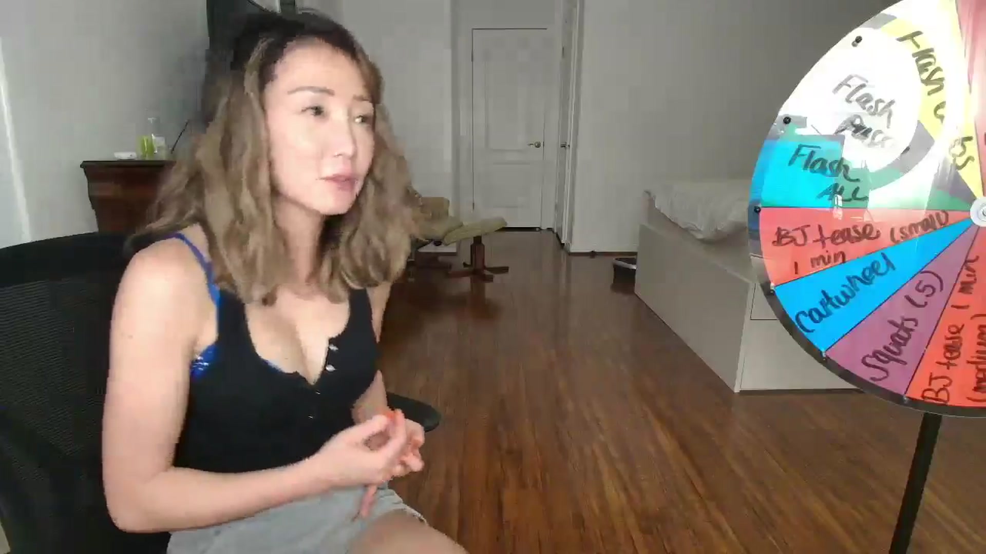 Gallery image thumbnail from sugarbb_'s myfreecams stream on, 11/14/2025, 11:41 image 11 of 20