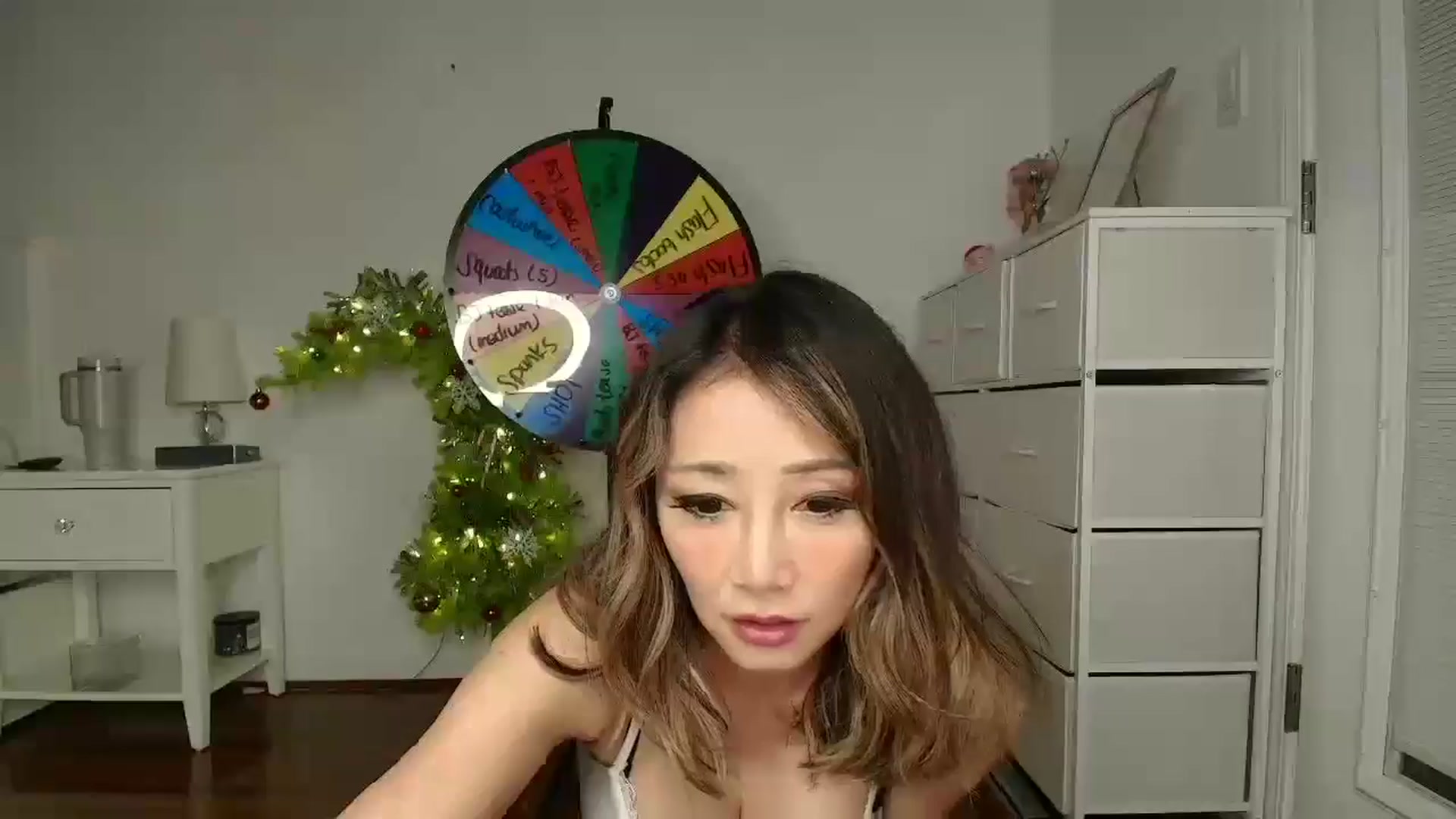 Gallery image thumbnail from sugarbb_'s myfreecams stream on, 11/25/2025, 08:51 image 13 of 20
