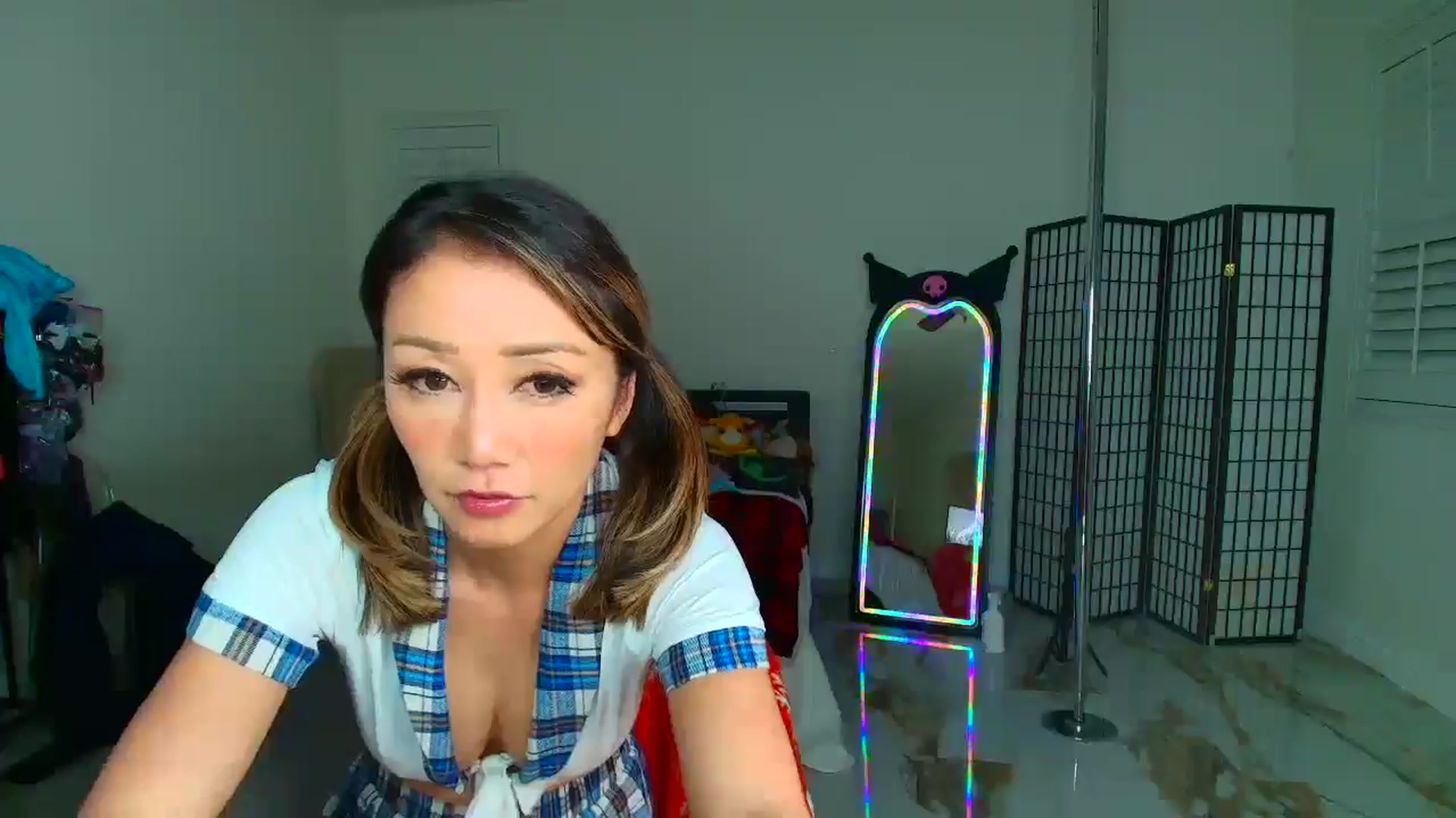 Gallery image thumbnail from sugarbb_'s myfreecams stream on, 12/06/2025, 05:57 image 6 of 20