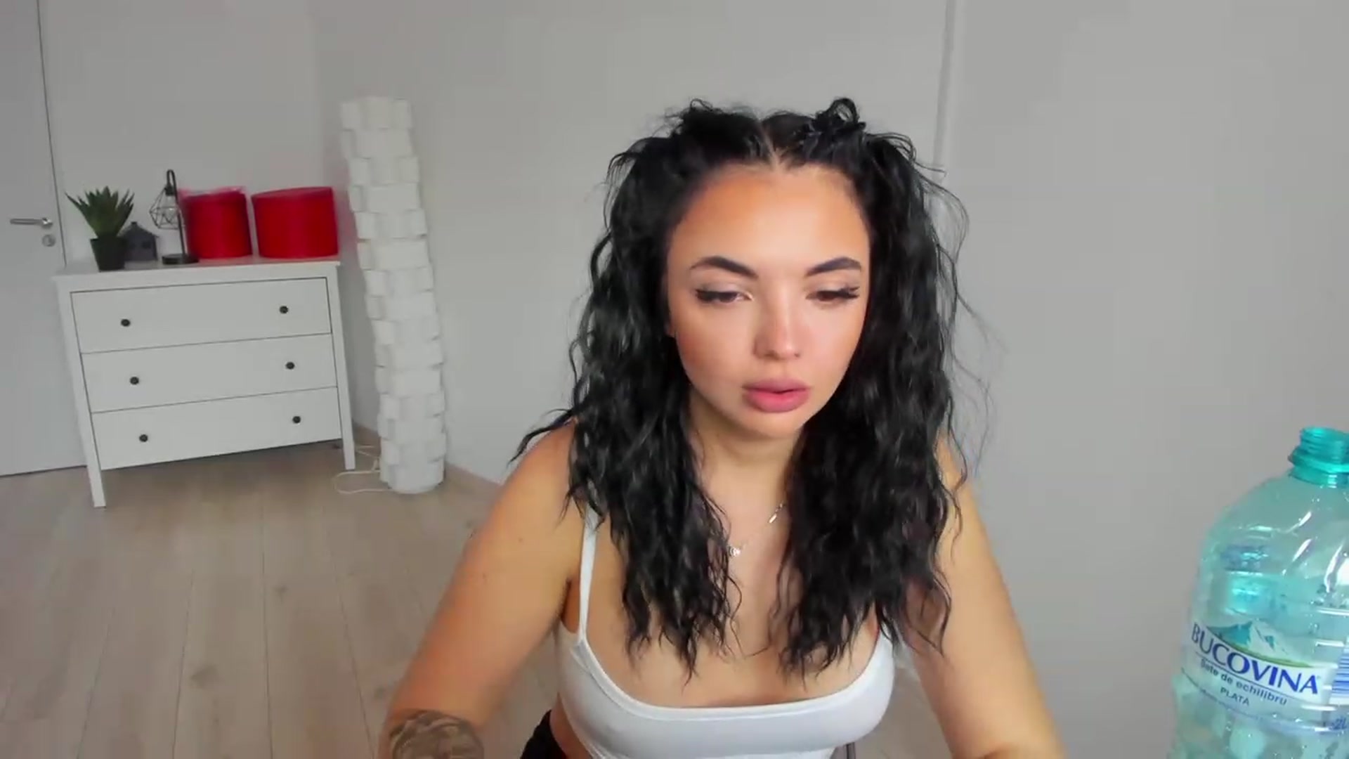 Gallery image thumbnail from sugarrainey's myfreecams stream on, 11/14/2022, 11:23 image 13 of 20