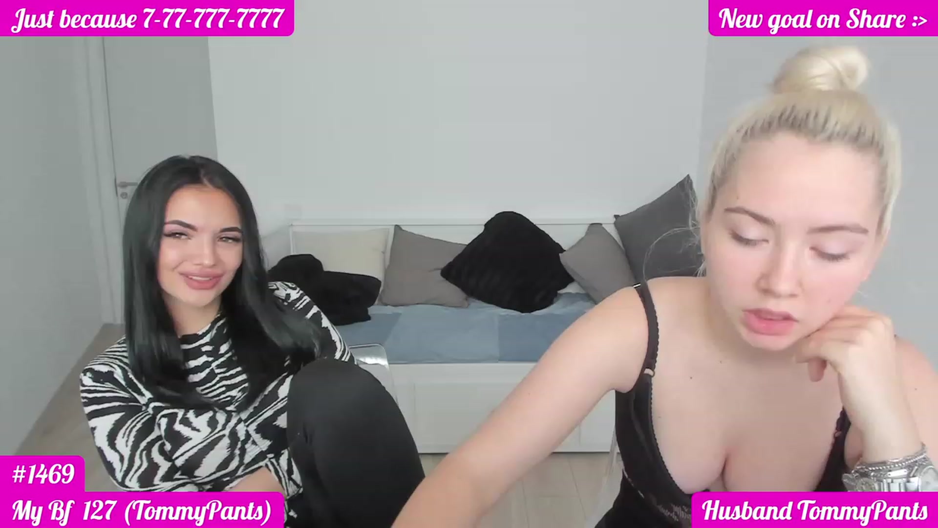 Gallery image thumbnail from sugarrainey's myfreecams stream on, 11/18/2022, 08:15 image 8 of 20
