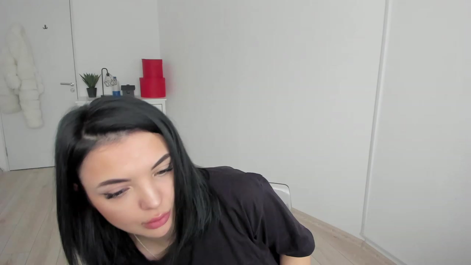 Gallery image thumbnail from sugarrainey's myfreecams stream on, 01/16/2023, 11:13 image 18 of 20