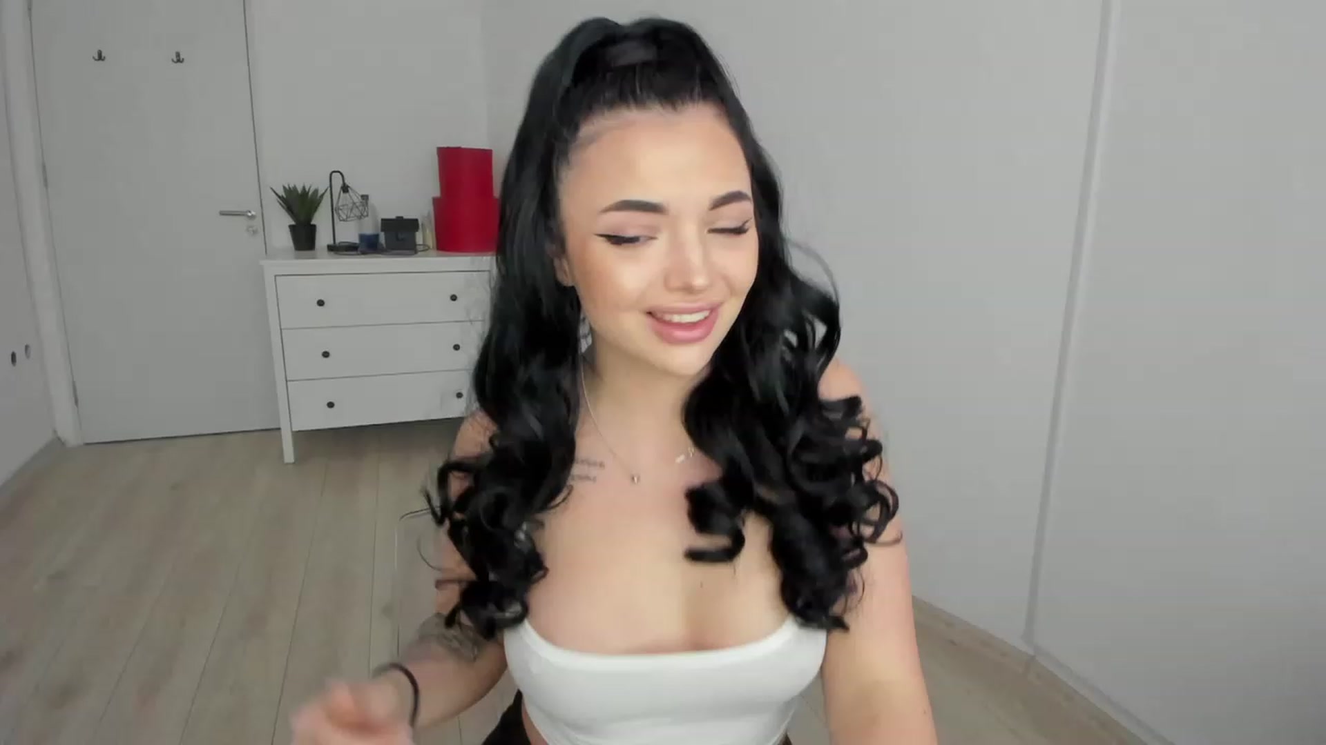Gallery image thumbnail from sugarrainey's myfreecams stream on, 01/26/2023, 11:10 image 13 of 20