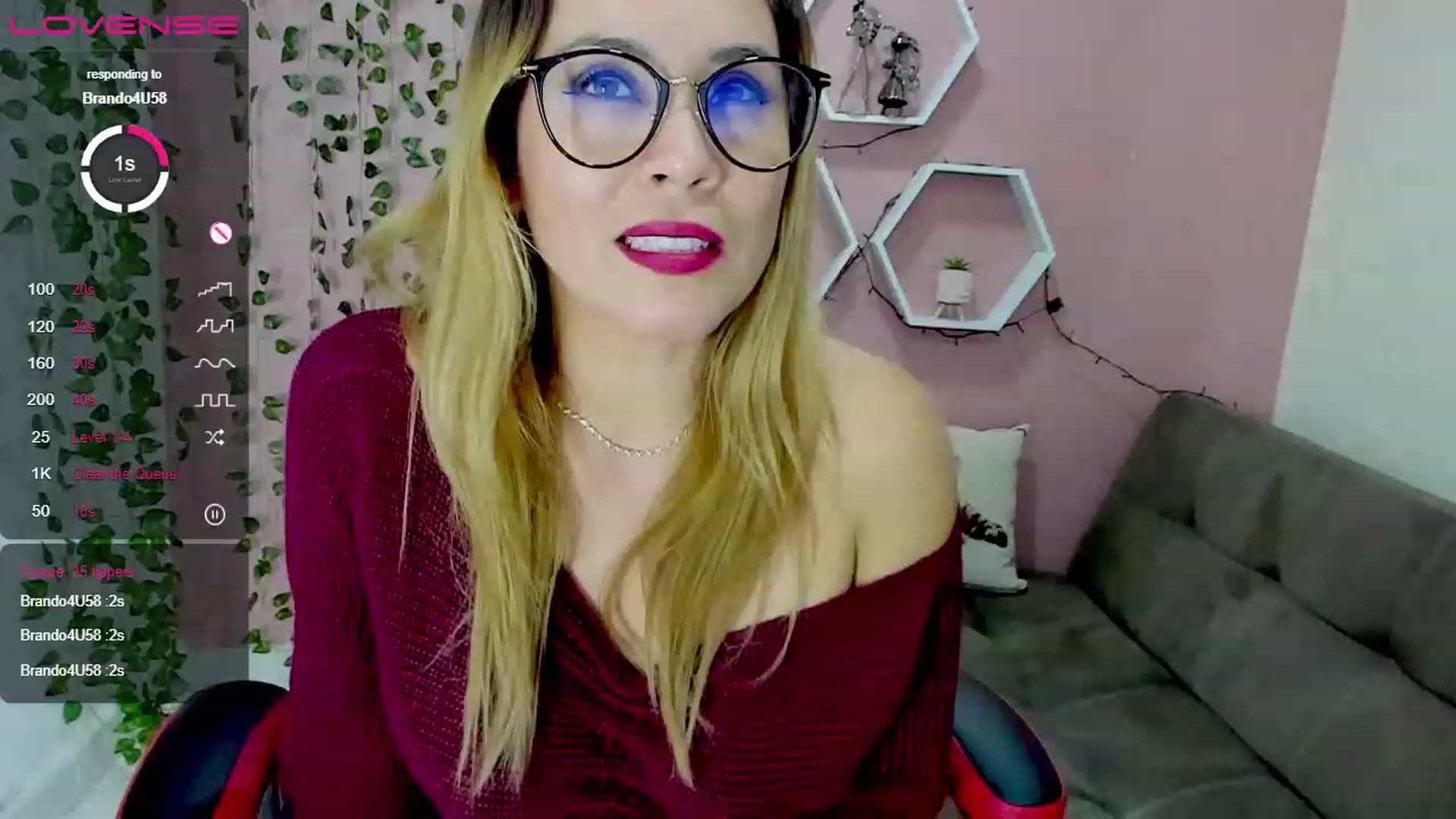 Gallery image thumbnail from suggar_milff's myfreecams stream on, 12/24/2022, 21:30 image 7 of 20