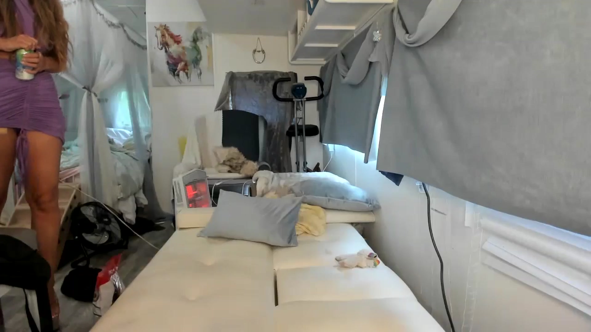 Gallery image thumbnail from summer4413's myfreecams stream on, 05/14/2024, 14:55 image 9 of 20