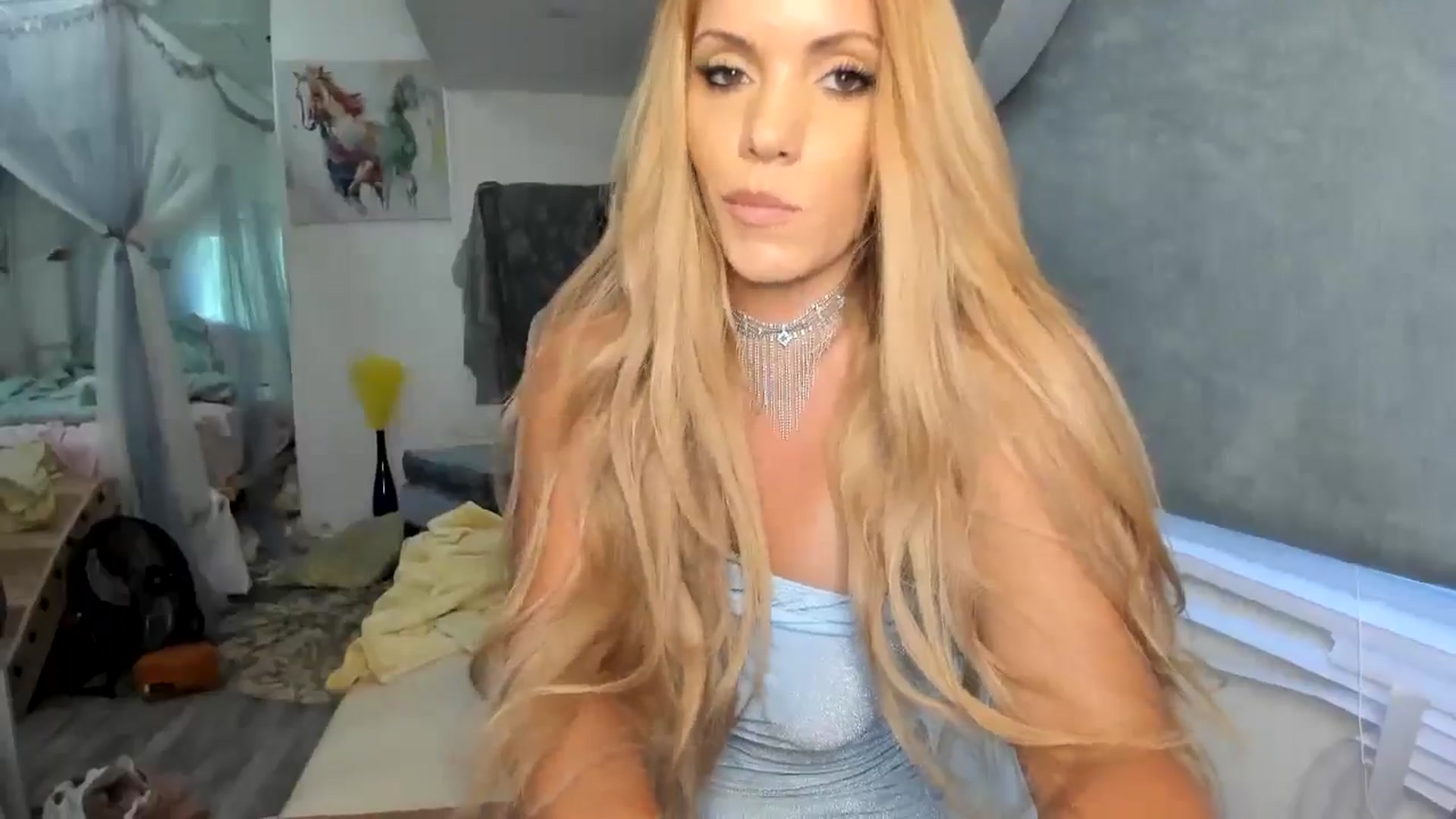 Gallery image thumbnail from summer4413's myfreecams stream on, 07/07/2024, 14:55 image 18 of 20