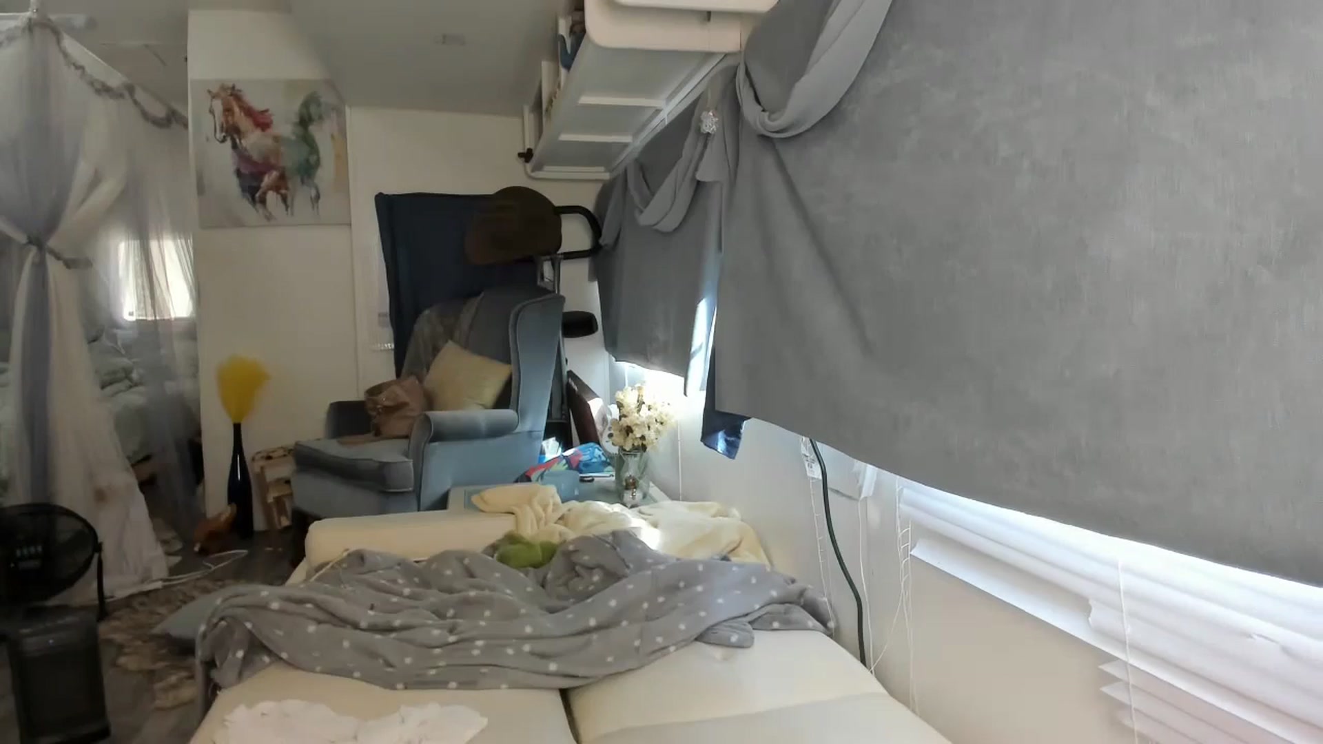 Gallery image thumbnail from summer4413's myfreecams stream on, 10/27/2024, 15:44 image 8 of 20