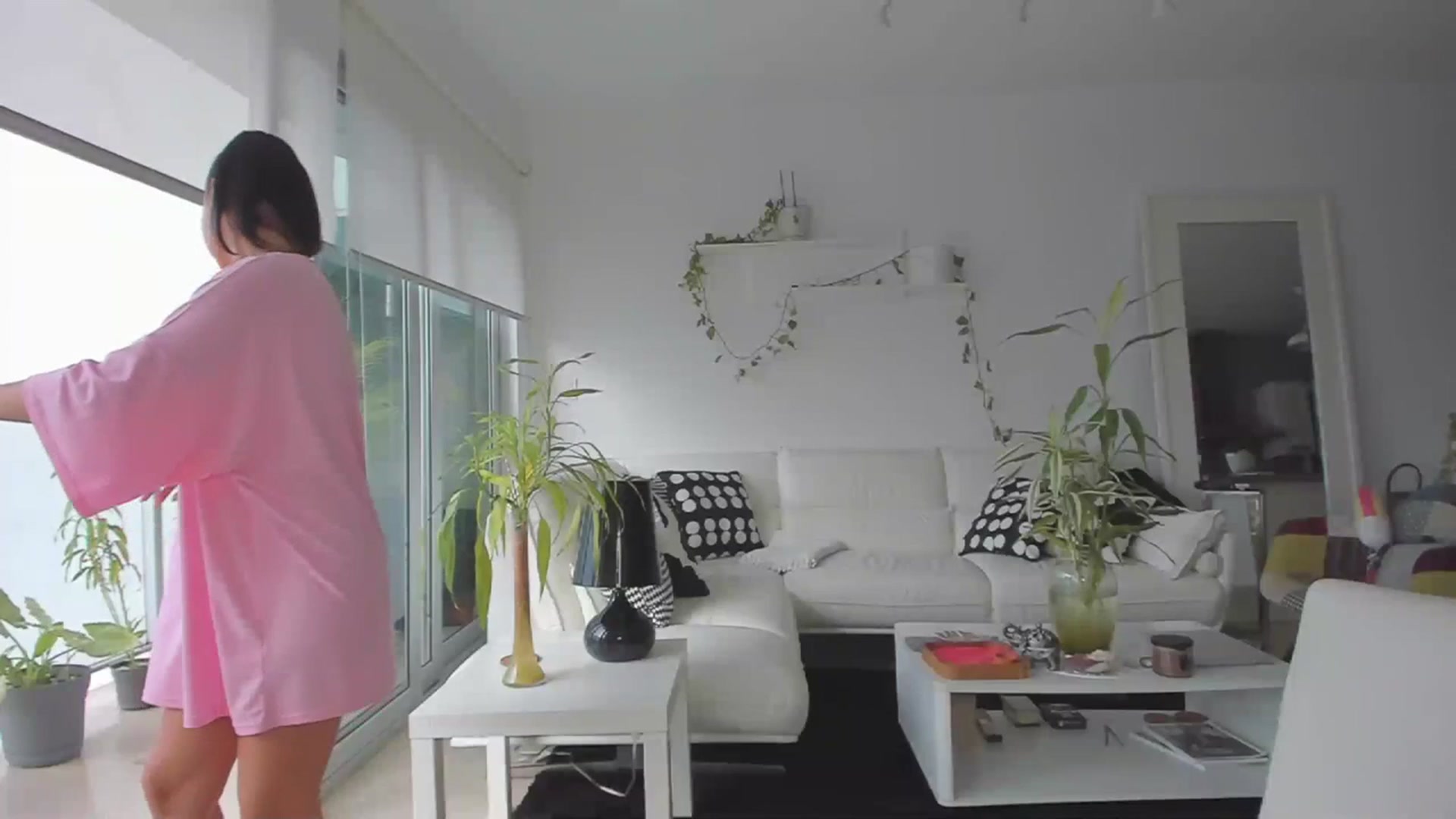 Gallery image thumbnail from summerbae's myfreecams stream on, 06/12/2023, 22:55 image 19 of 20