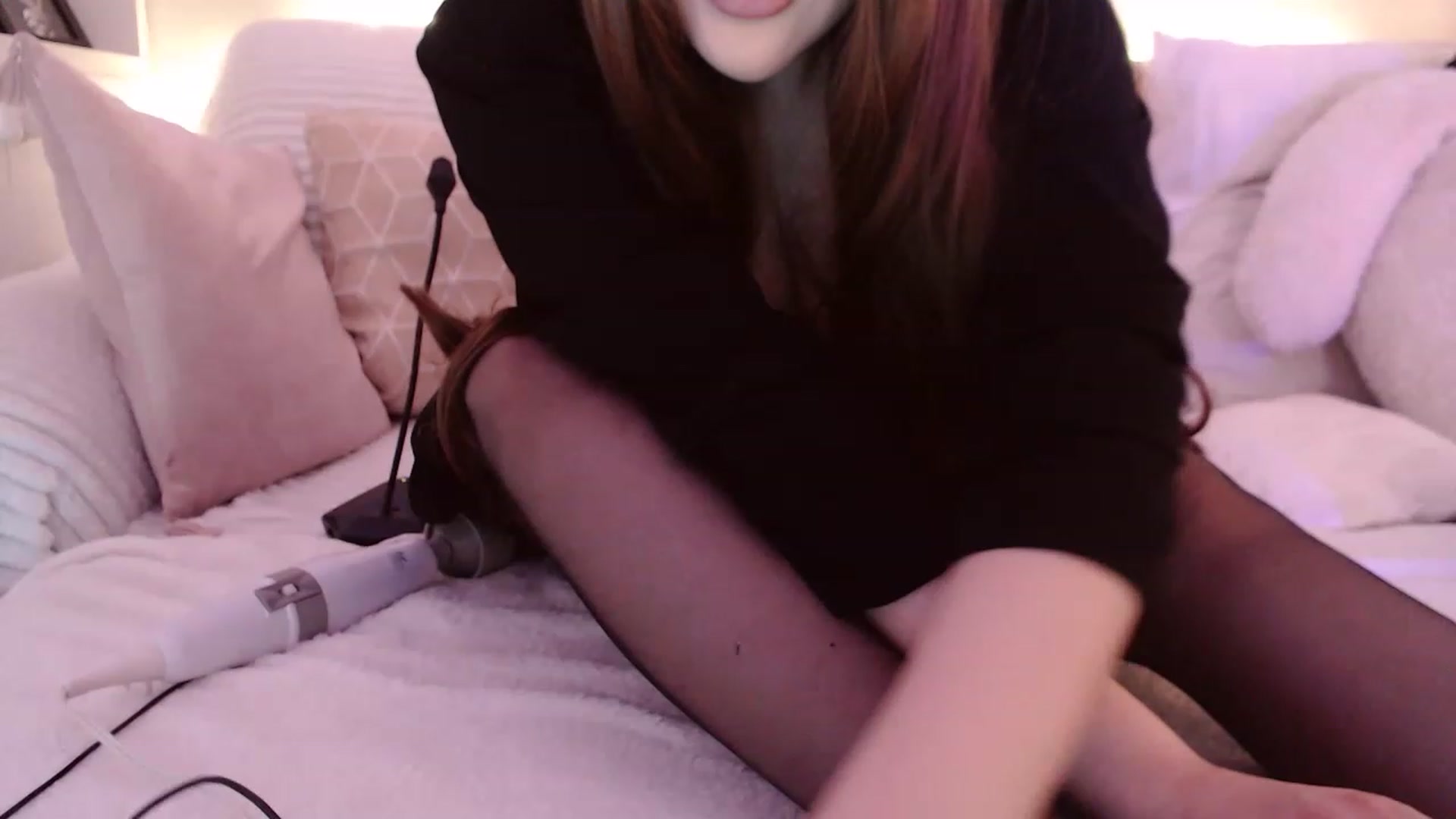 Gallery image thumbnail from sundaey's myfreecams stream on, 11/27/2022, 10:25 image 10 of 20