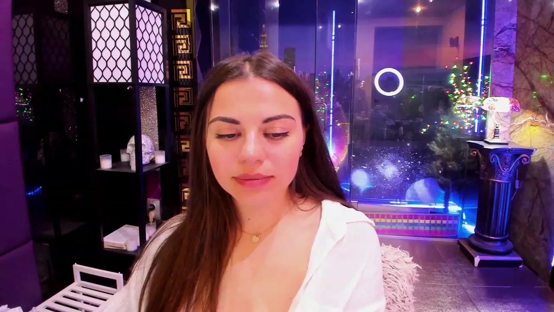 Gallery image thumbnail from sunn_o's myfreecams stream on, 05/19/2023, 10:57 image 4 of 20