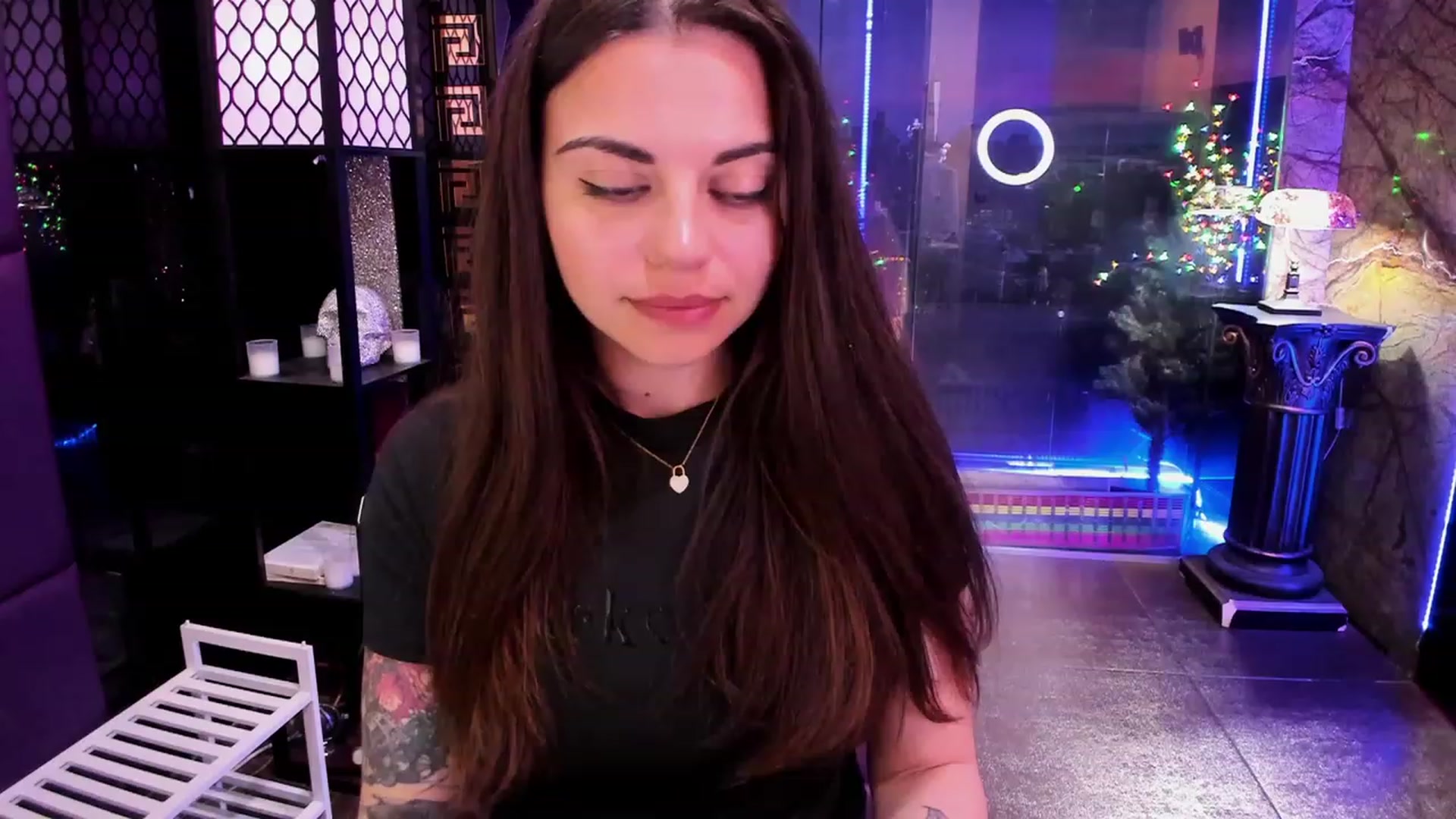Gallery image thumbnail from sunn_o's myfreecams stream on, 05/20/2023, 12:17 image 17 of 20