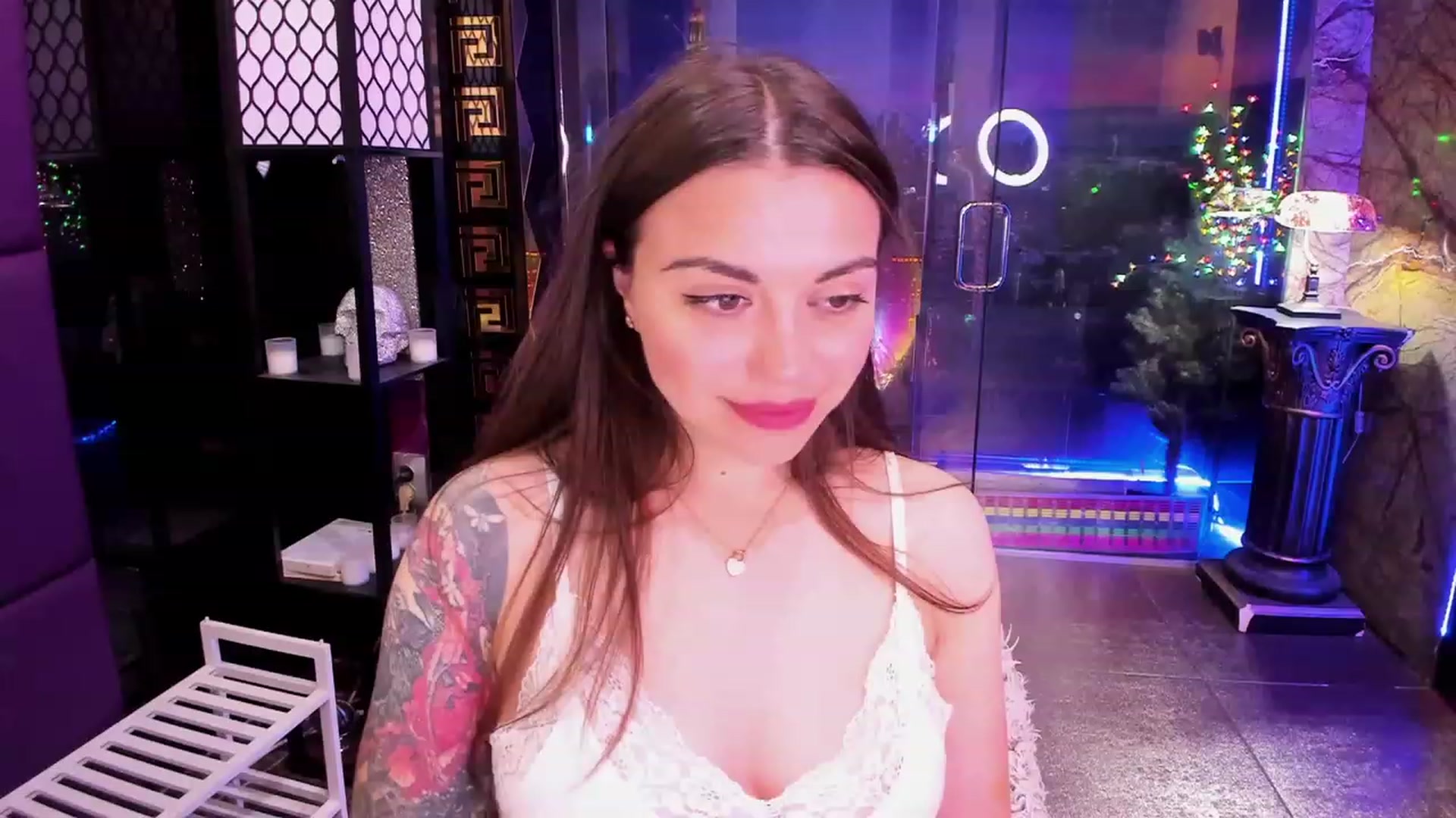 Gallery image thumbnail from sunn_o's myfreecams stream on, 06/03/2023, 11:34 image 10 of 20