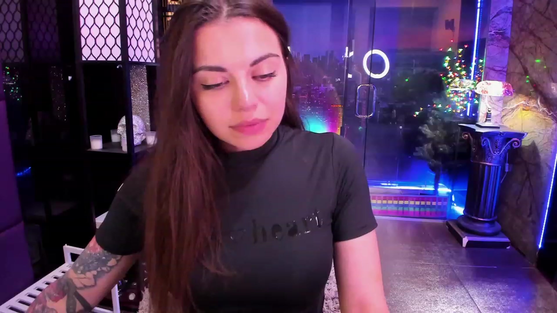 Gallery image thumbnail from sunn_o's myfreecams stream on, 06/08/2023, 12:49 image 8 of 20