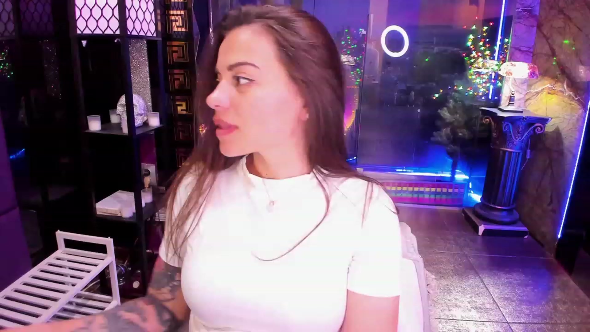 Gallery image thumbnail from sunn_o's myfreecams stream on, 06/12/2023, 11:31 image 2 of 20
