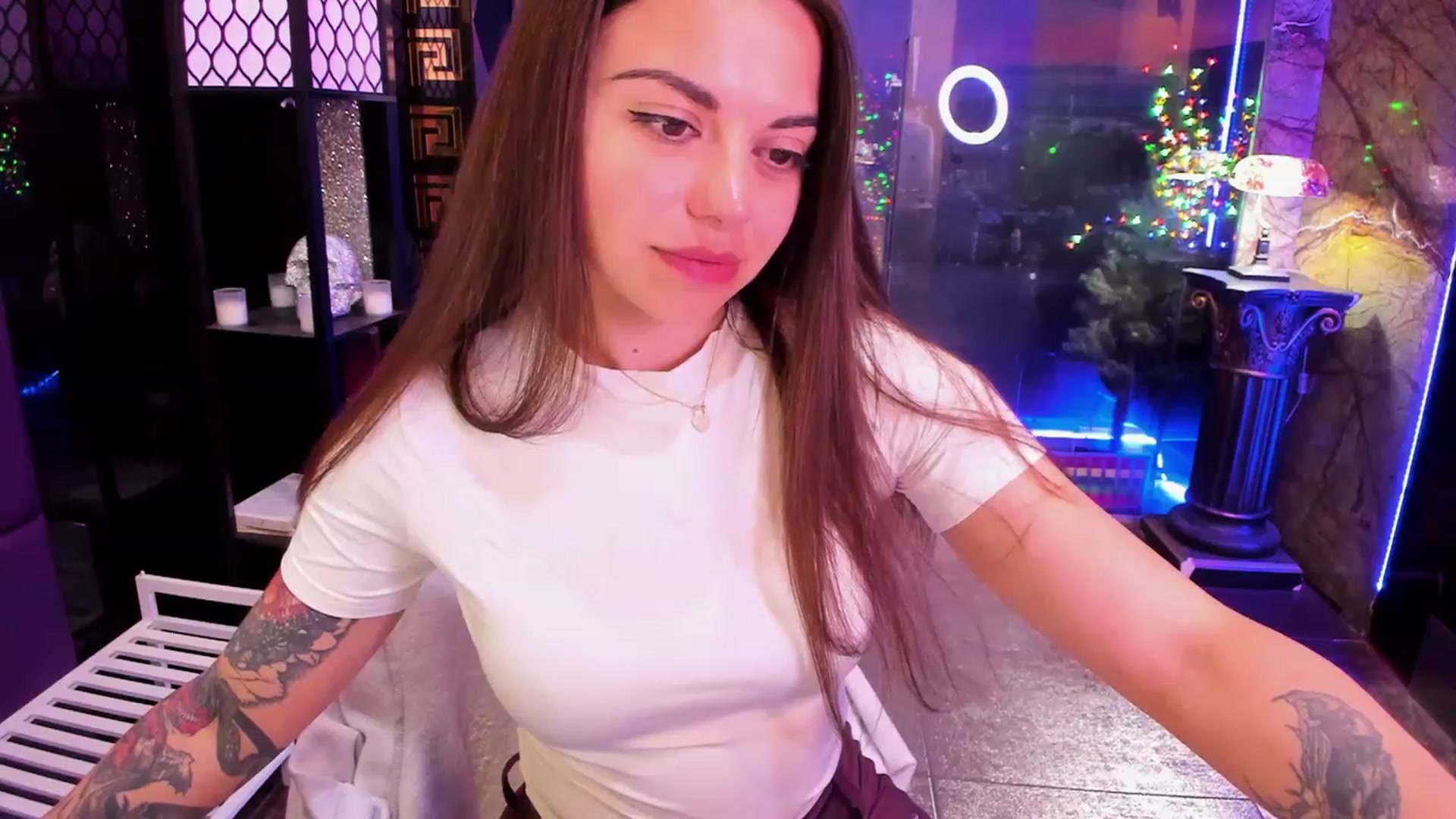 Gallery image thumbnail from sunn_o's myfreecams stream on, 06/12/2023, 11:31 image 7 of 20