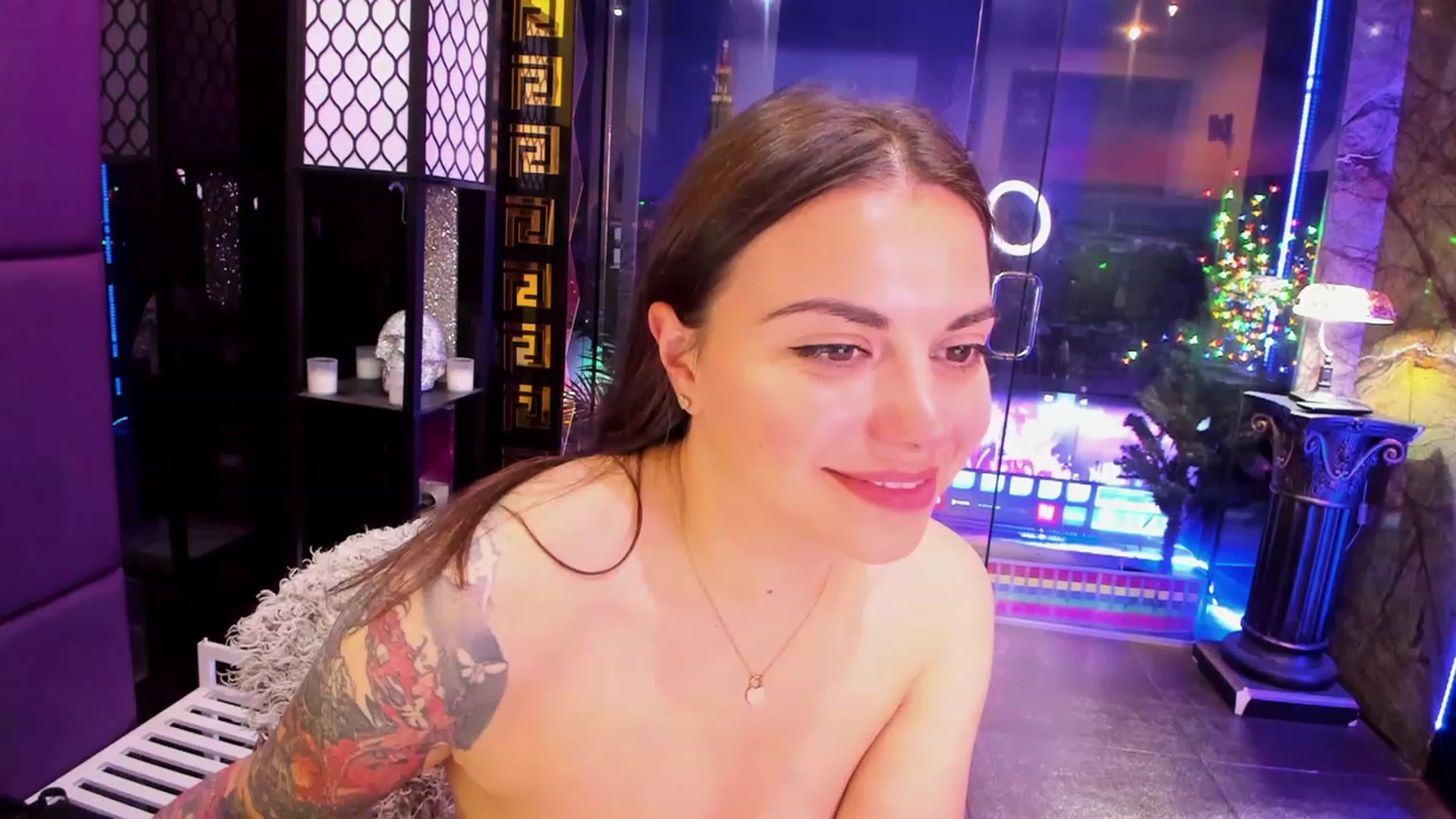 Gallery image thumbnail from sunn_o's myfreecams stream on, 06/25/2023, 11:46 image 16 of 20