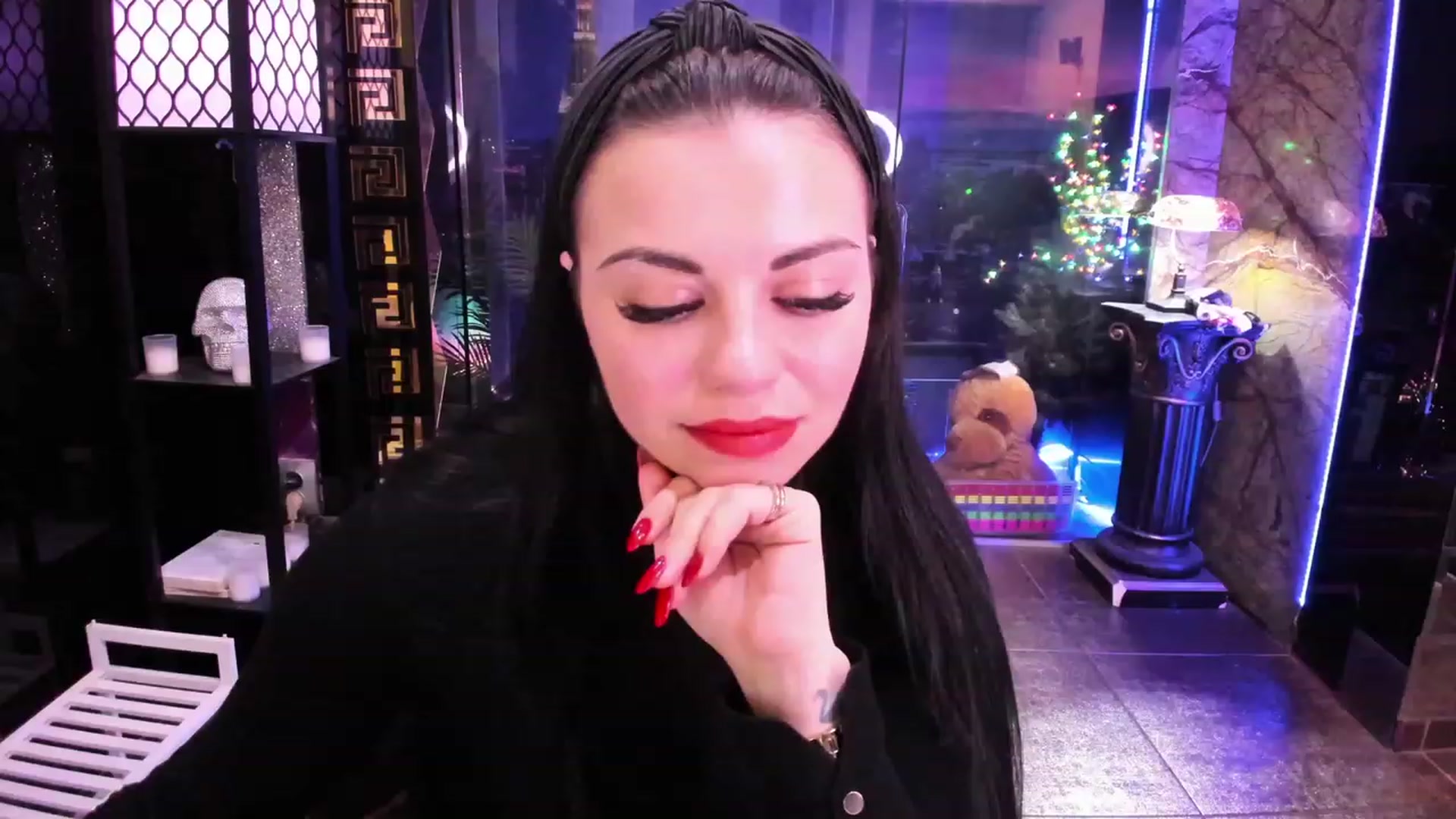 Gallery image thumbnail from sunn_o's myfreecams stream on, 12/21/2023, 11:46 image 8 of 20