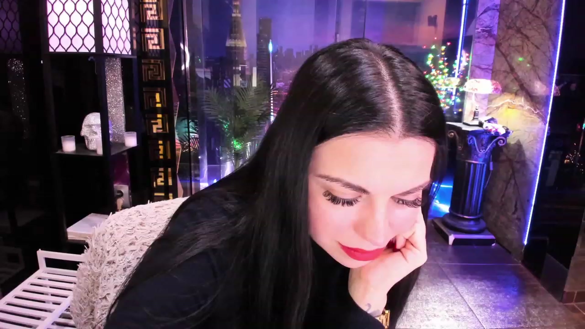 Gallery image thumbnail from sunn_o's myfreecams stream on, 01/03/2024, 13:21 image 9 of 20