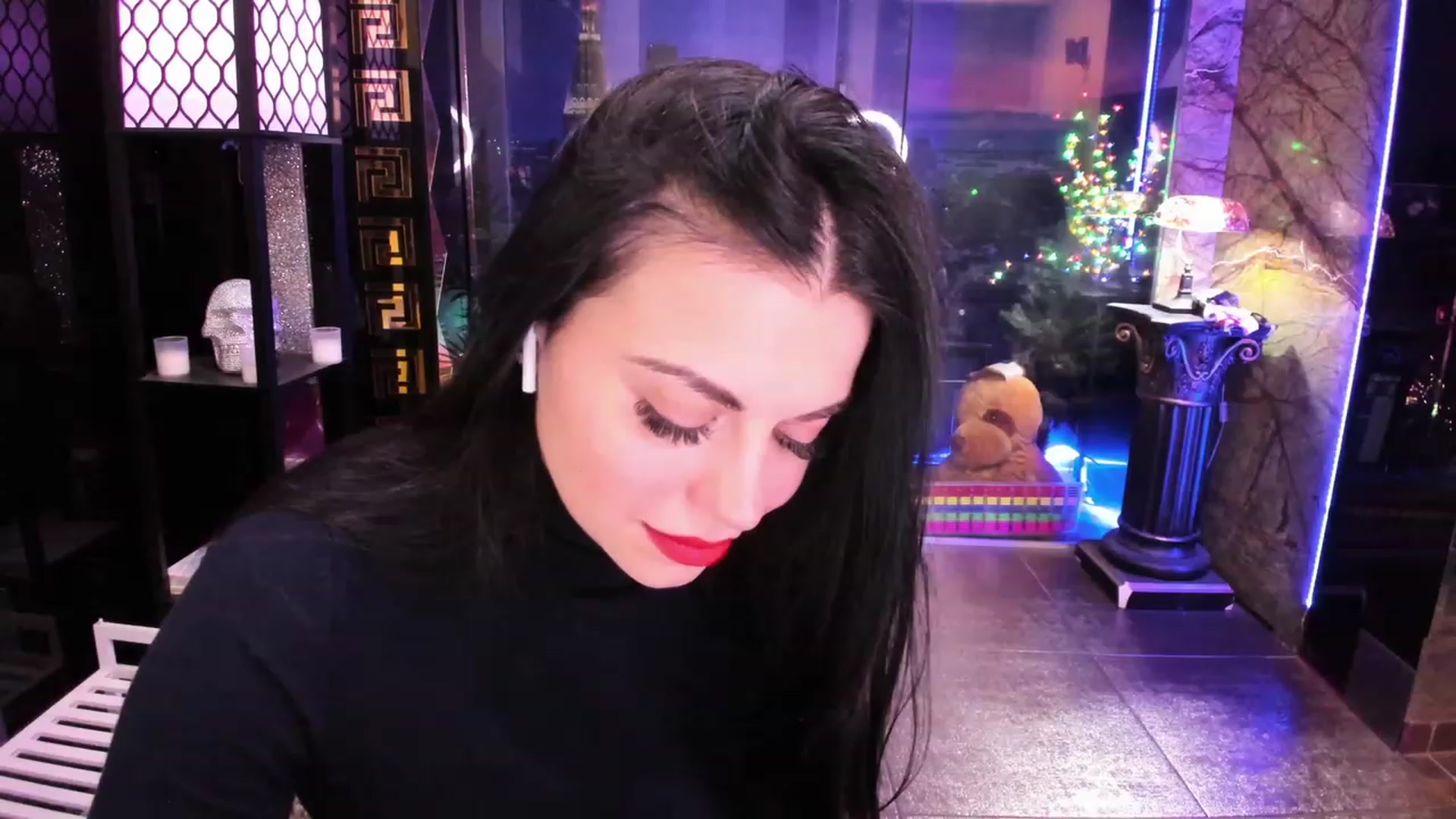 Gallery image thumbnail from sunn_o's myfreecams stream on, 01/03/2024, 13:21 image 2 of 20