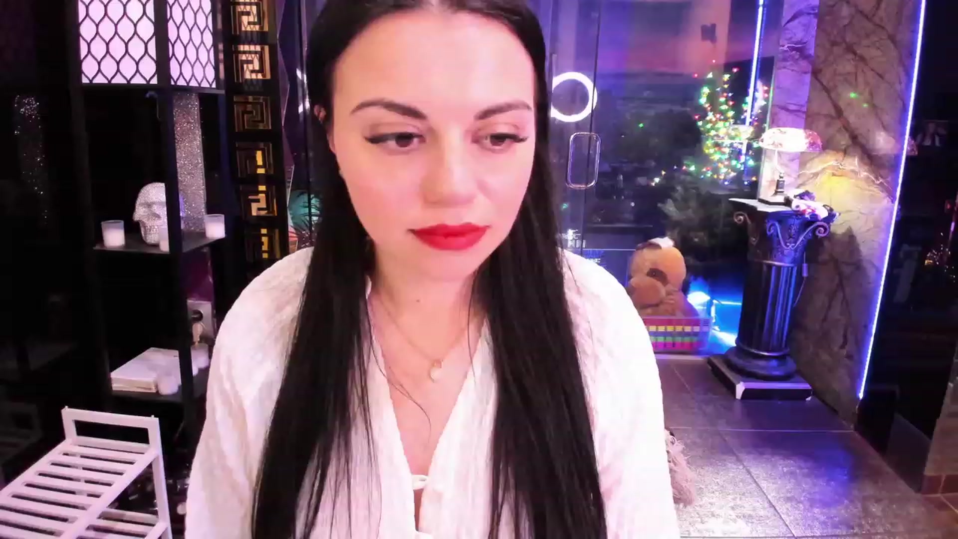 Gallery image thumbnail from sunn_o's myfreecams stream on, 01/04/2024, 11:35 image 11 of 20