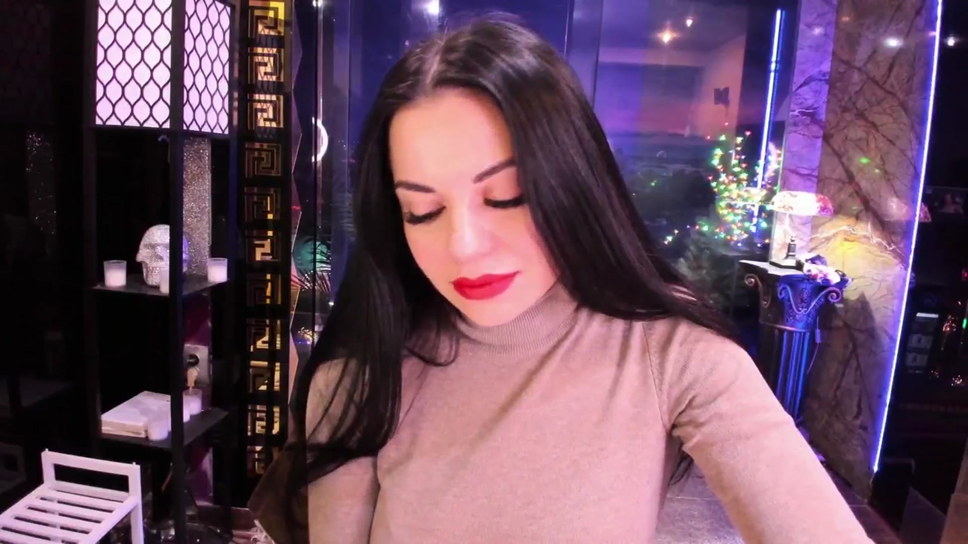 Gallery image thumbnail from sunn_o's myfreecams stream on, 01/21/2024, 09:33 image 14 of 20