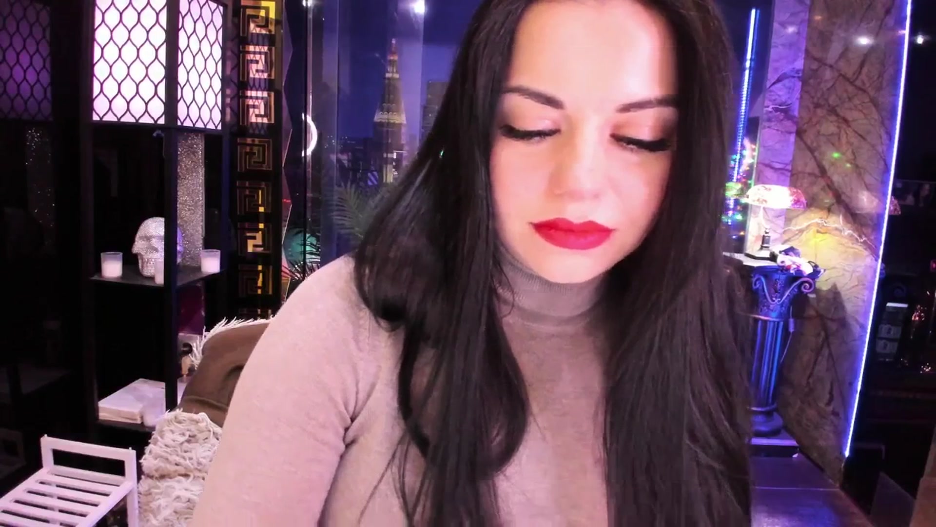 Gallery image thumbnail from sunn_o's myfreecams stream on, 01/21/2024, 09:33 image 4 of 20