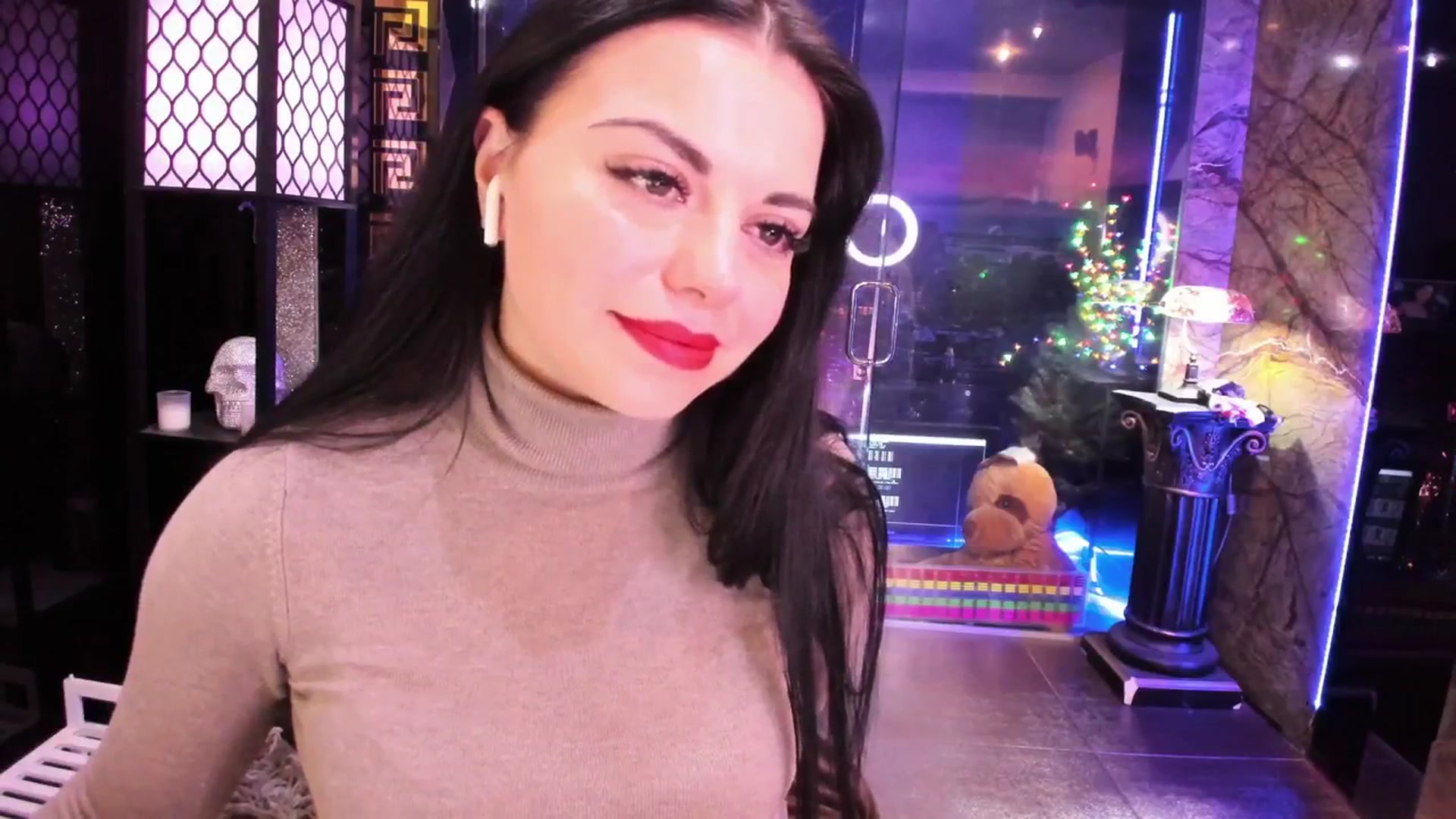 Gallery image thumbnail from sunn_o's myfreecams stream on, 01/21/2024, 09:33 image 8 of 20