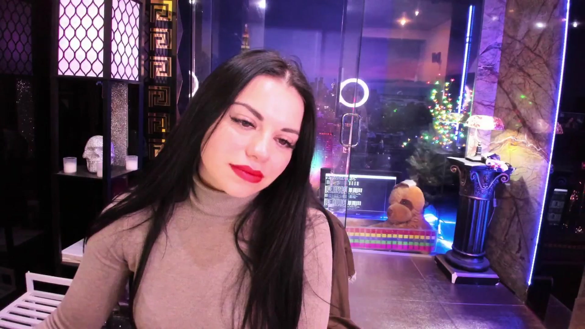Gallery image thumbnail from sunn_o's myfreecams stream on, 01/21/2024, 09:33 image 11 of 20
