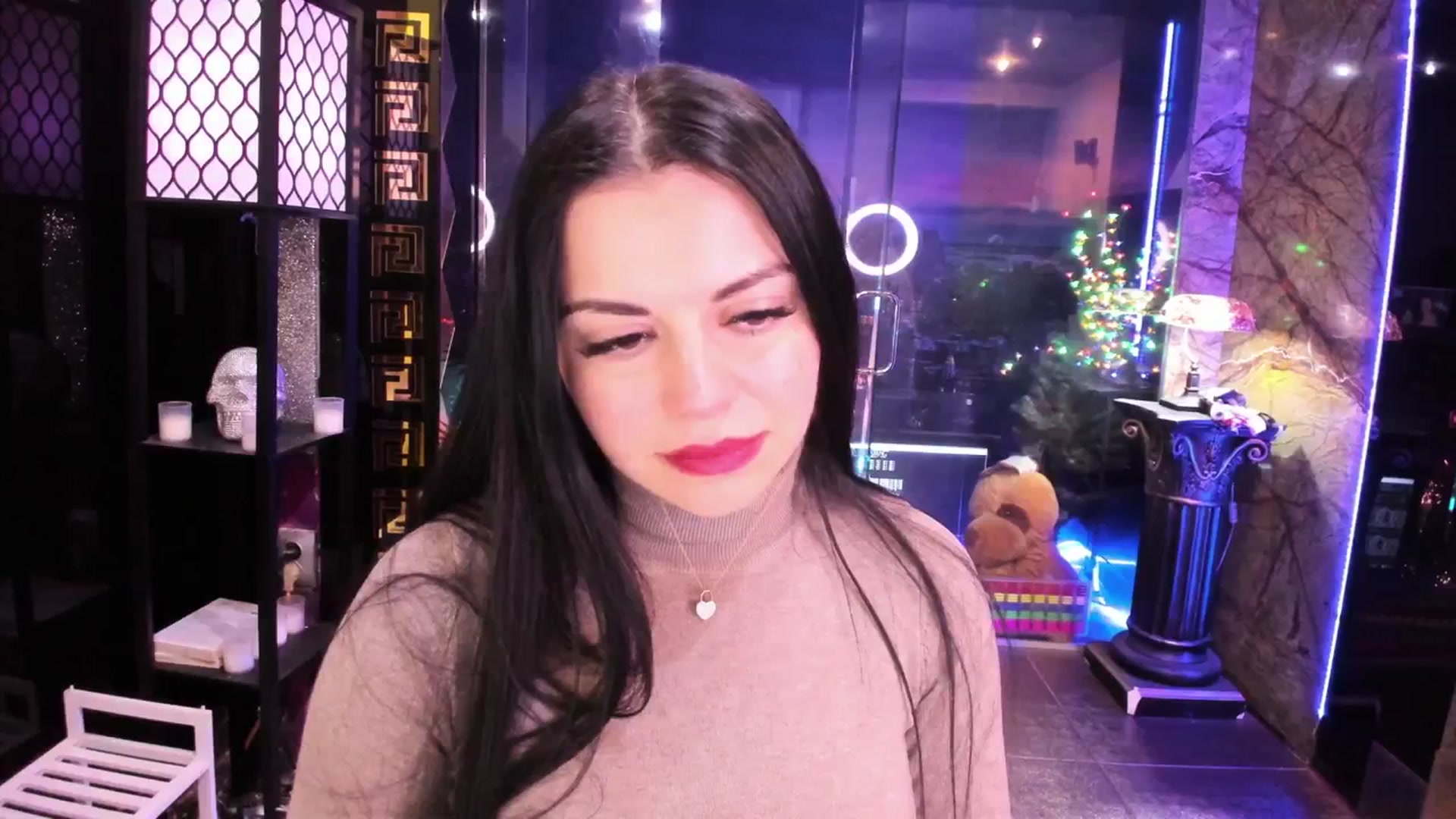 Gallery image thumbnail from sunn_o's myfreecams stream on, 01/21/2024, 12:01 image 14 of 20