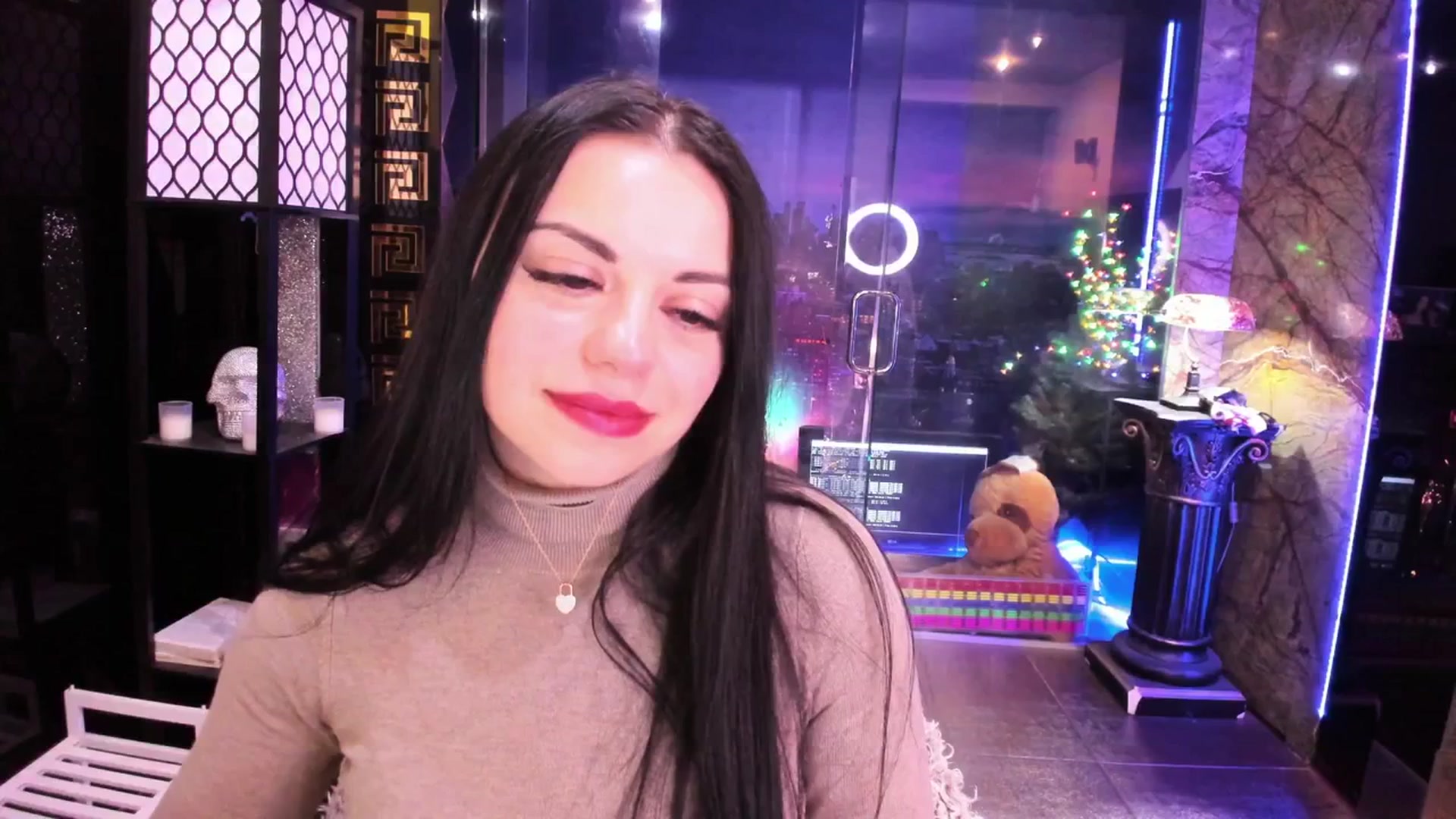 Gallery image thumbnail from sunn_o's myfreecams stream on, 01/21/2024, 12:01 image 4 of 20