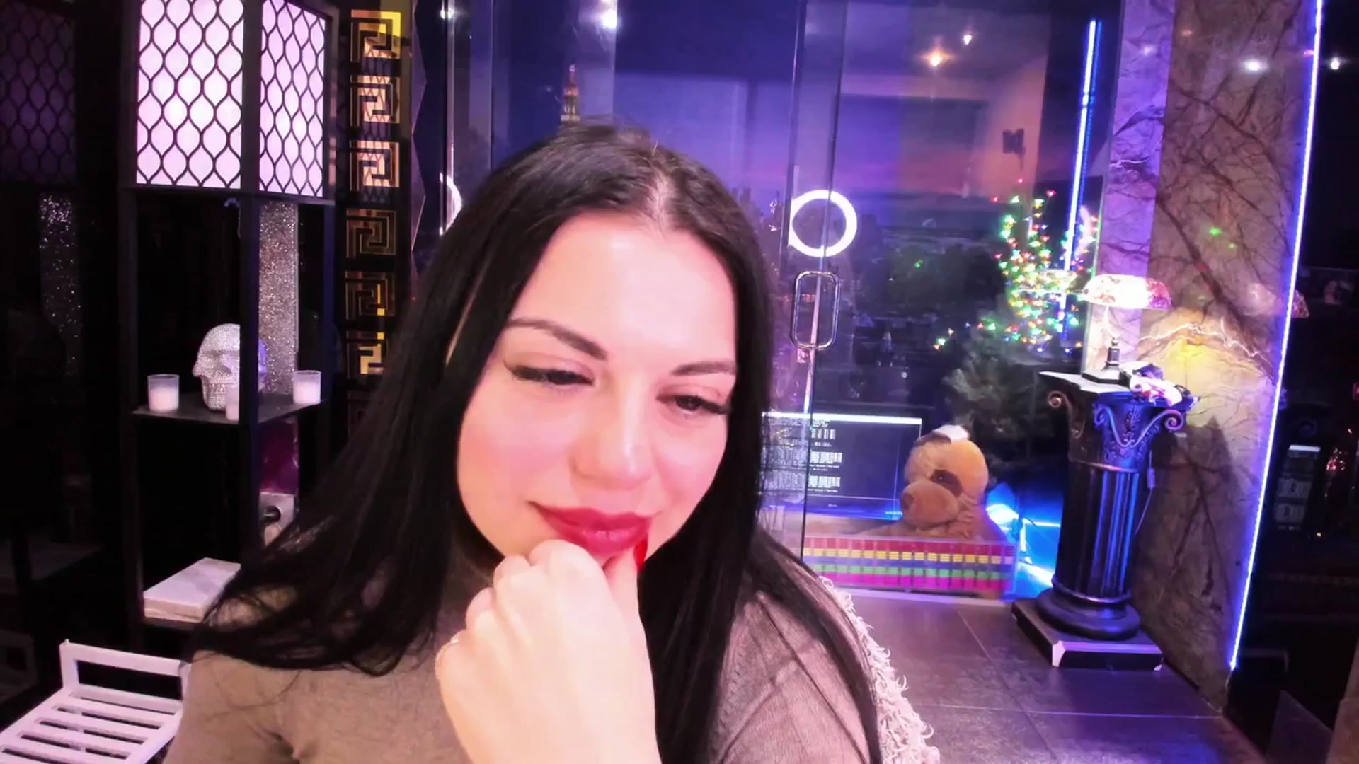 Gallery image thumbnail from sunn_o's myfreecams stream on, 01/21/2024, 12:01 image 6 of 20