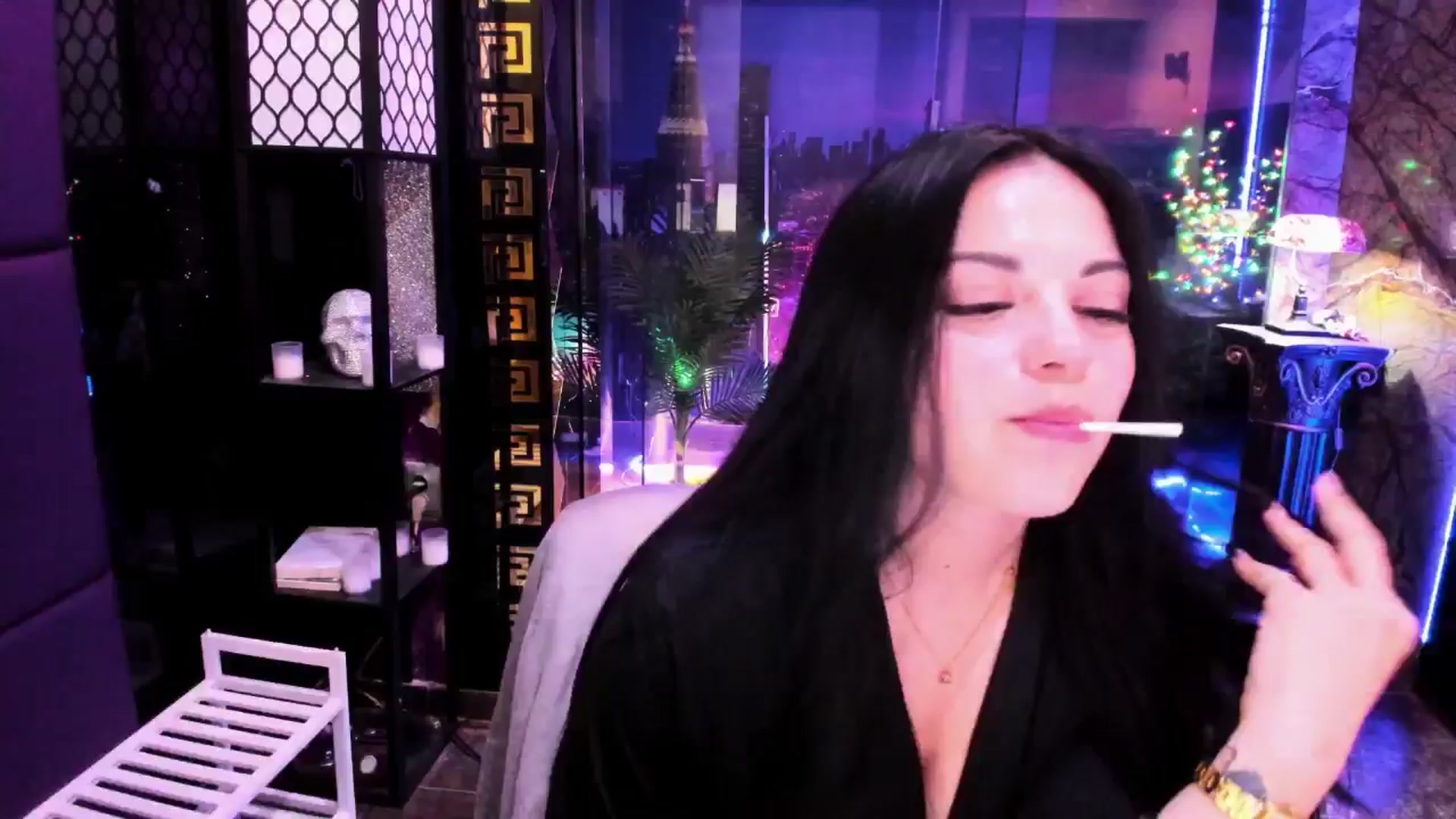 Gallery image thumbnail from sunn_o's myfreecams stream on, 07/07/2024, 14:19 image 19 of 20