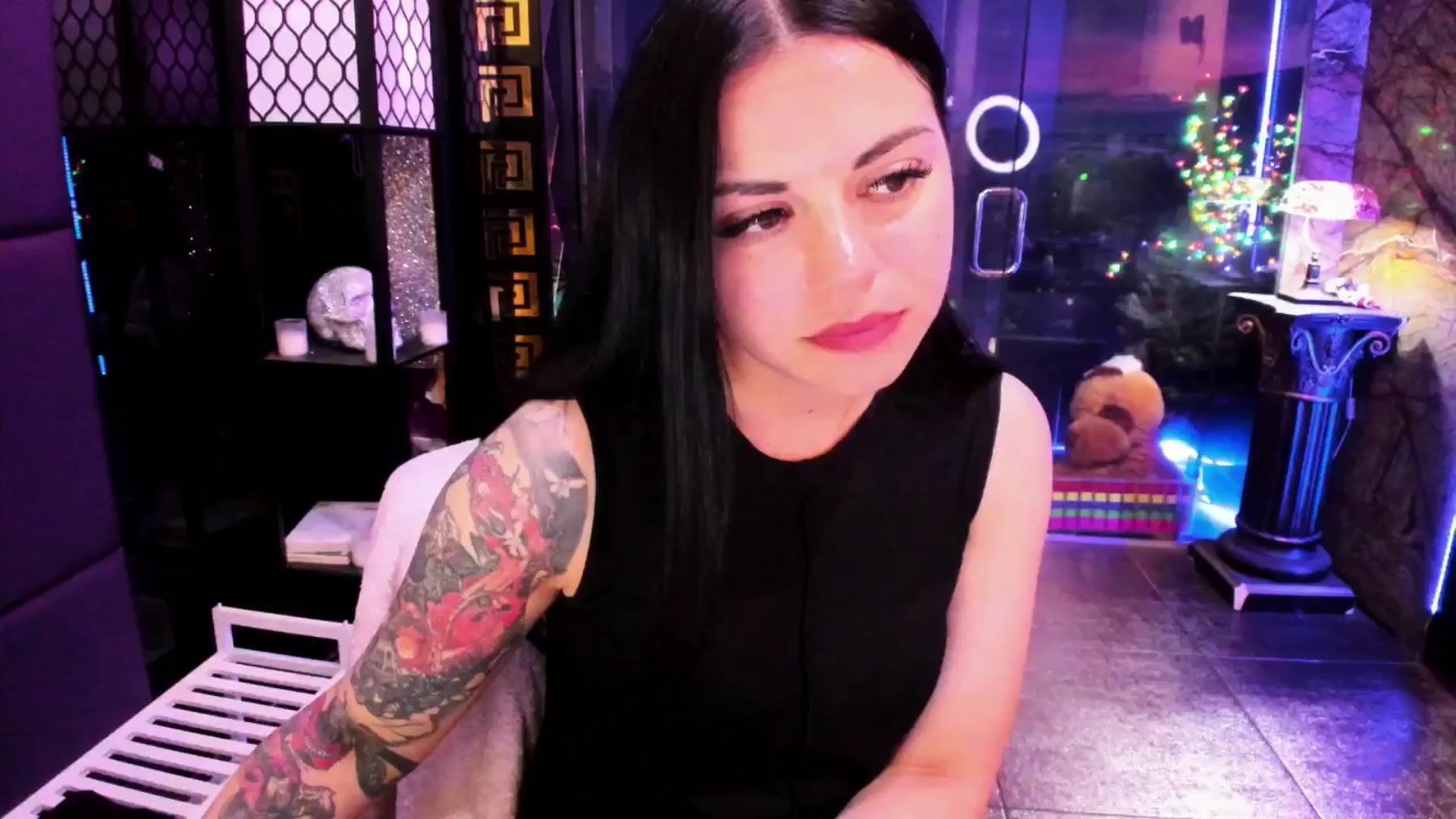 Gallery image thumbnail from sunn_o's myfreecams stream on, 07/18/2024, 12:12 image 15 of 20