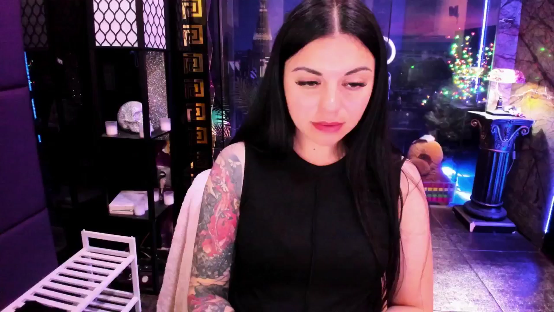 Gallery image thumbnail from sunn_o's myfreecams stream on, 07/18/2024, 12:12 image 18 of 20