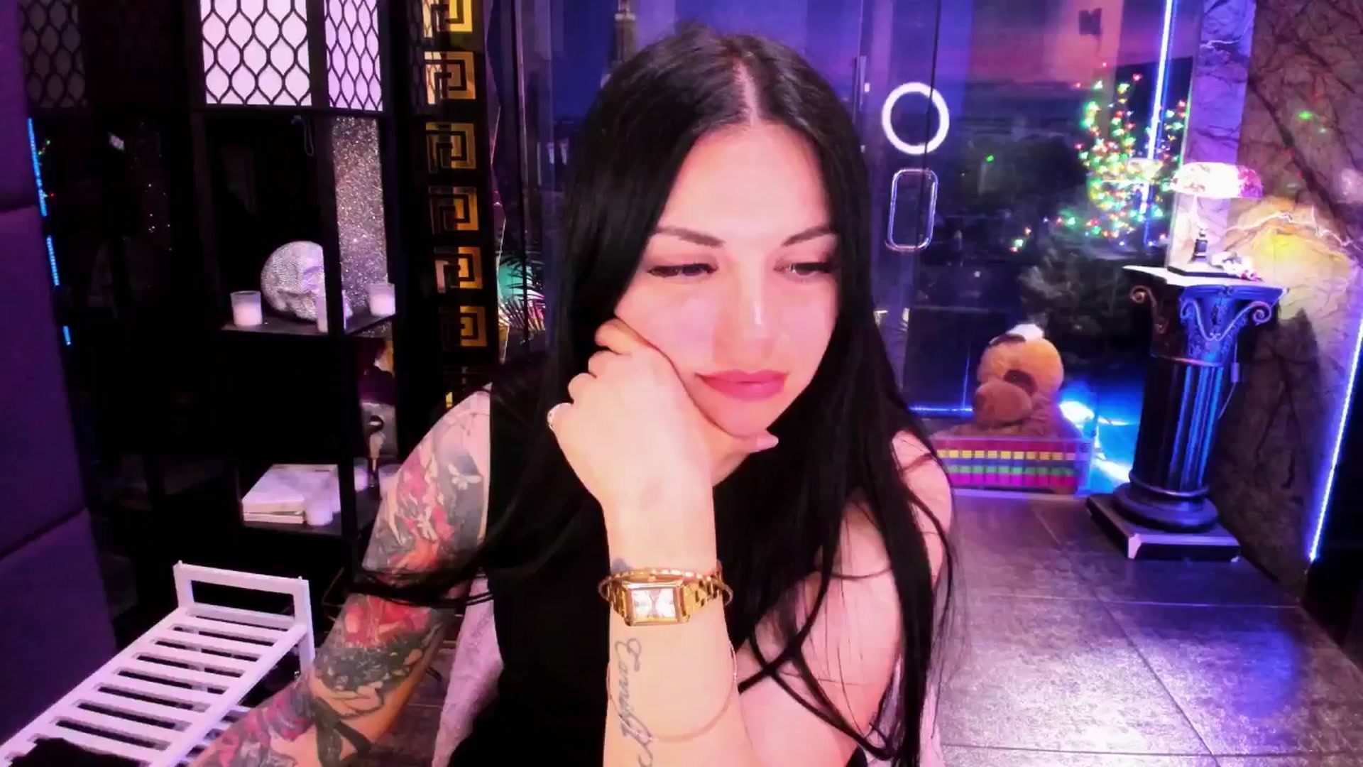 Gallery image thumbnail from sunn_o's myfreecams stream on, 07/18/2024, 12:48 image 2 of 20