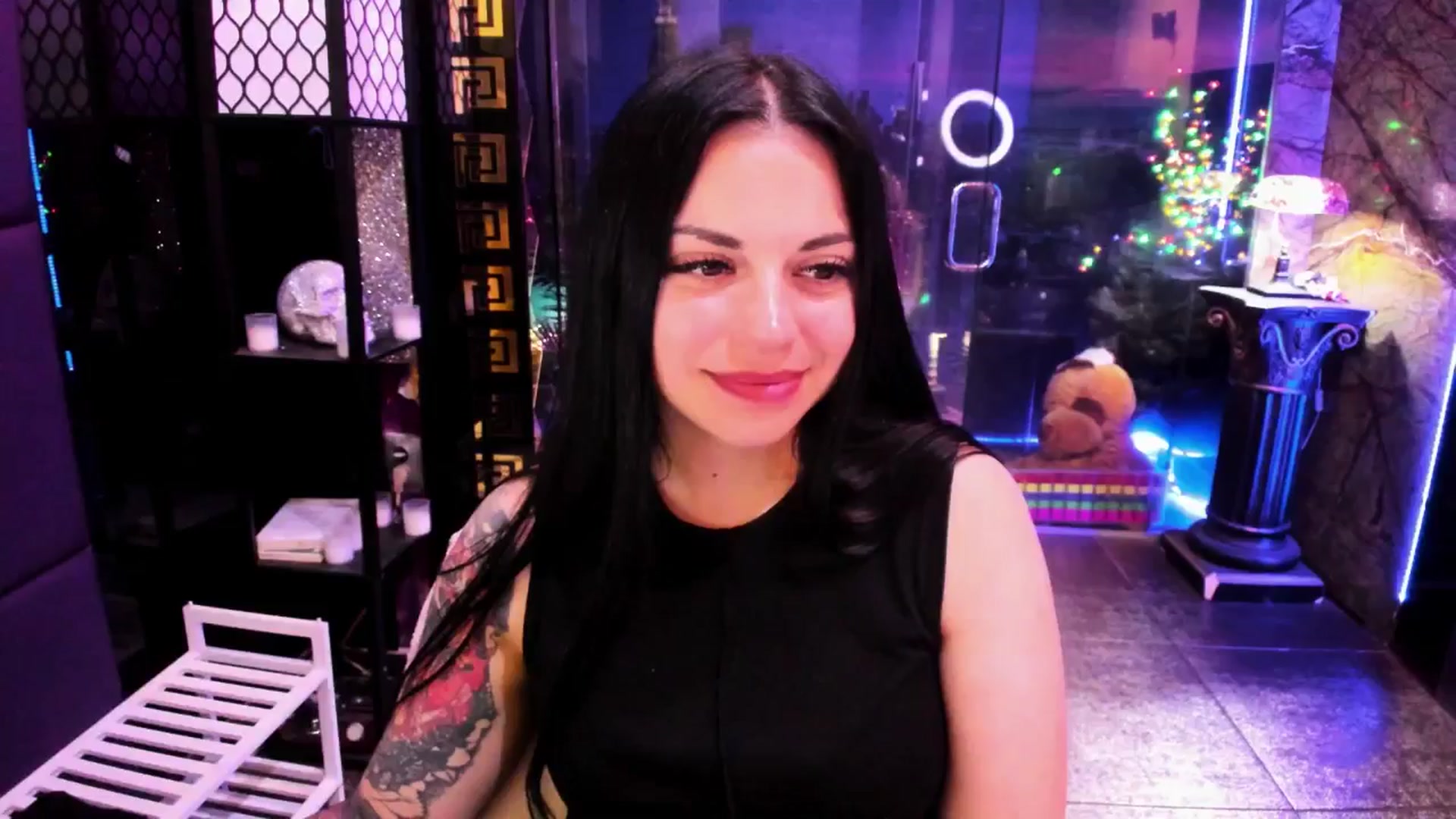 Gallery image thumbnail from sunn_o's myfreecams stream on, 07/18/2024, 12:48 image 19 of 20