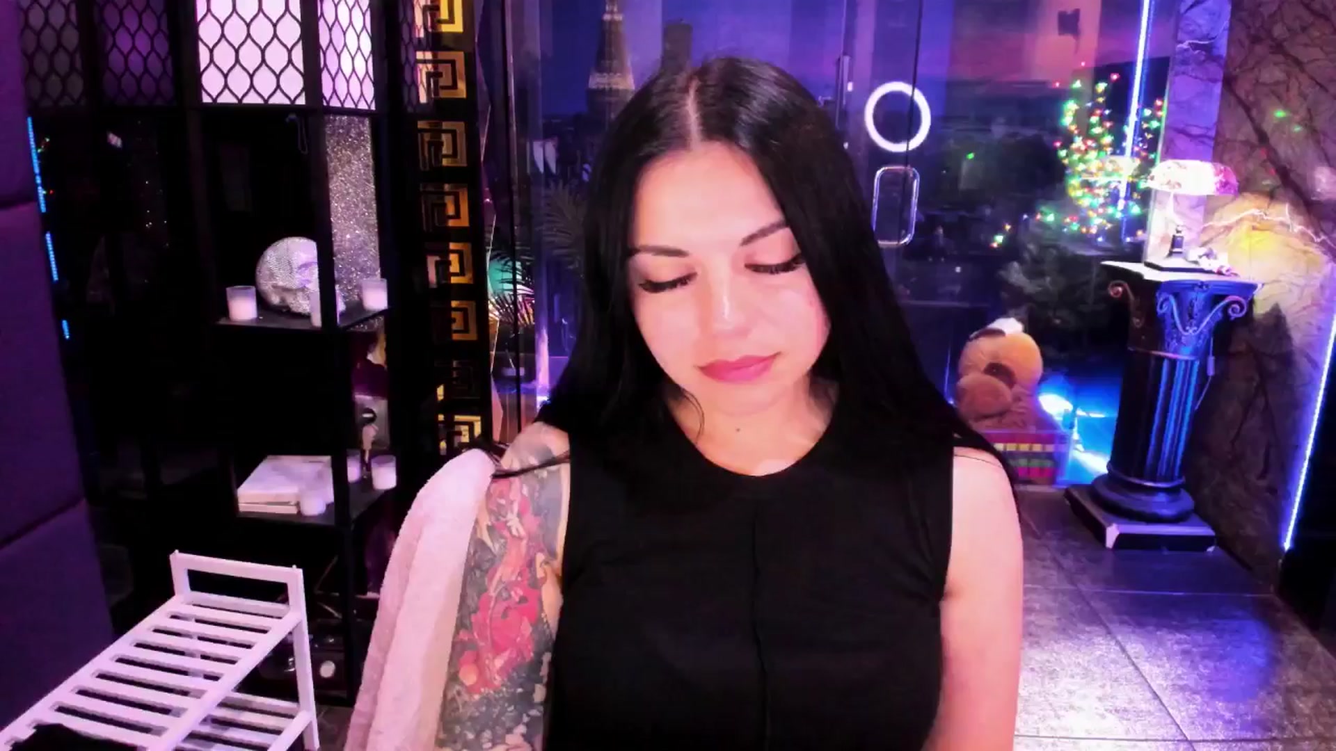 Gallery image thumbnail from sunn_o's myfreecams stream on, 07/18/2024, 12:48 image 6 of 20