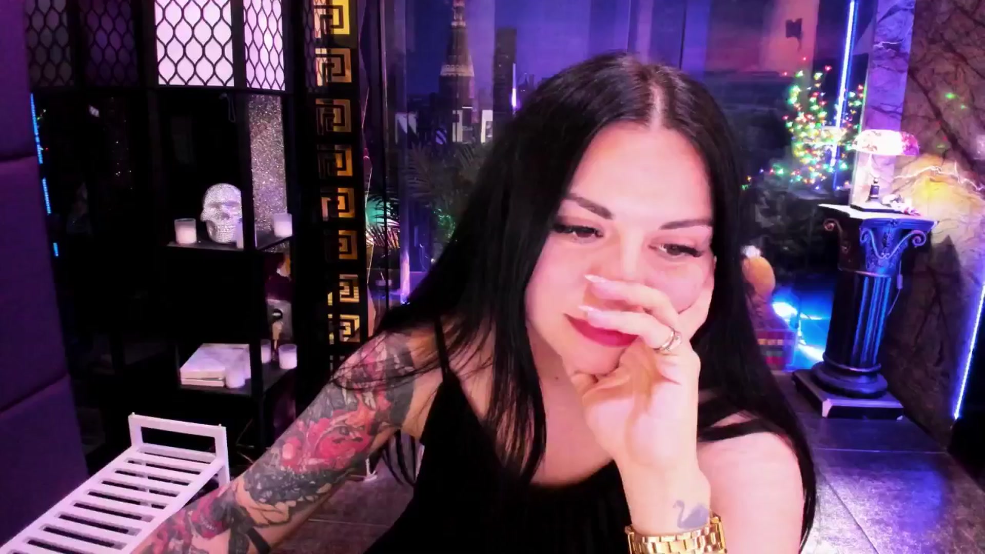 Gallery image thumbnail from sunn_o's myfreecams stream on, 07/21/2024, 14:06 image 14 of 20