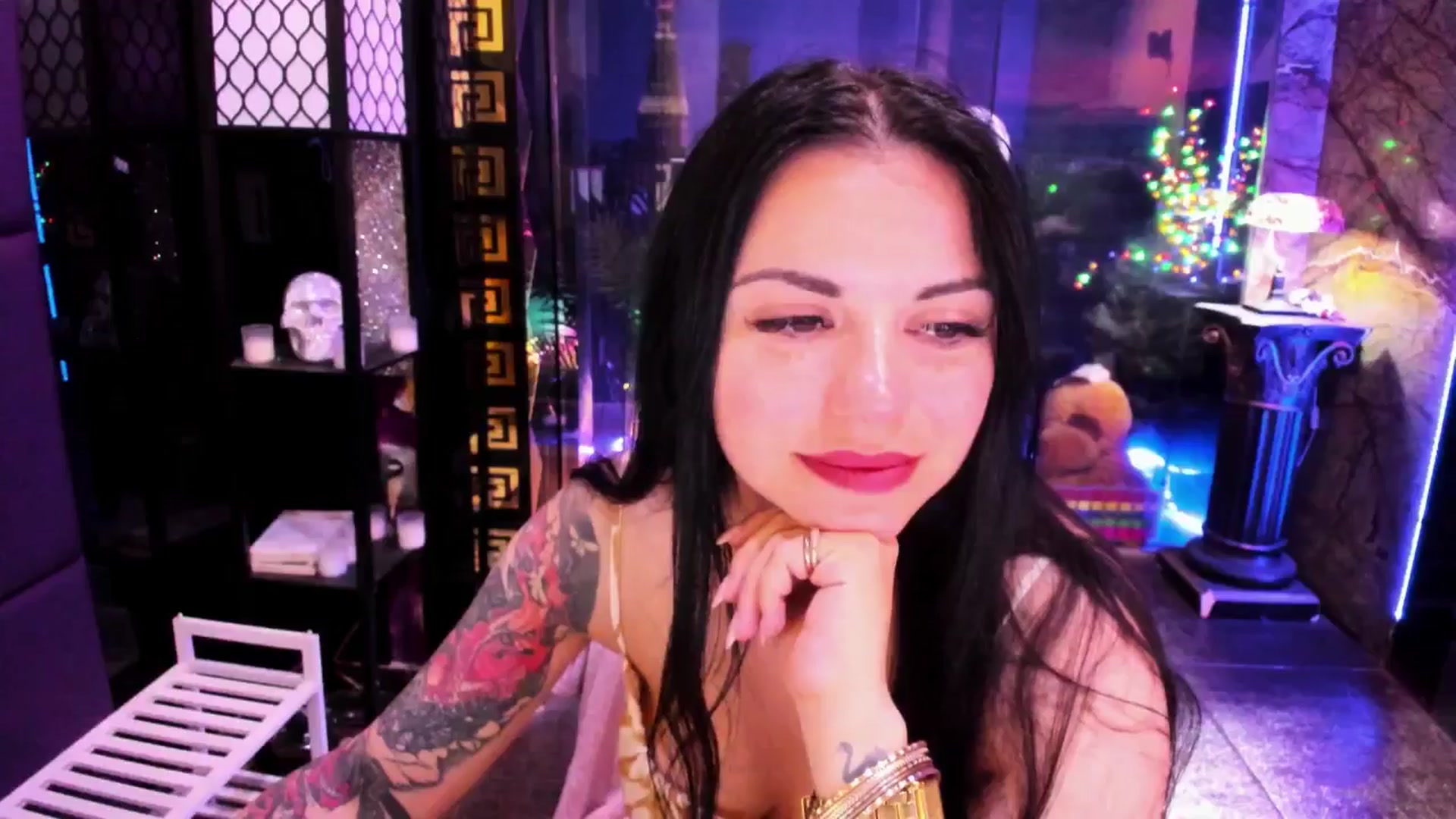 Gallery image thumbnail from sunn_o's myfreecams stream on, 07/22/2024, 12:29 image 18 of 20