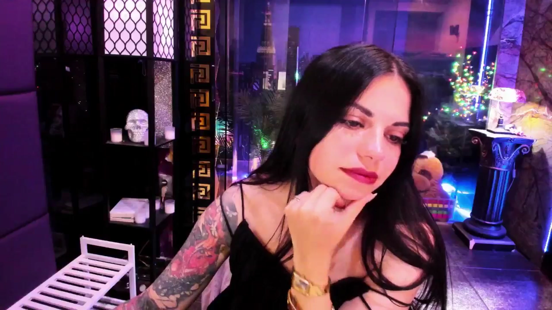 Gallery image thumbnail from sunn_o's myfreecams stream on, 07/28/2024, 12:05 image 19 of 20