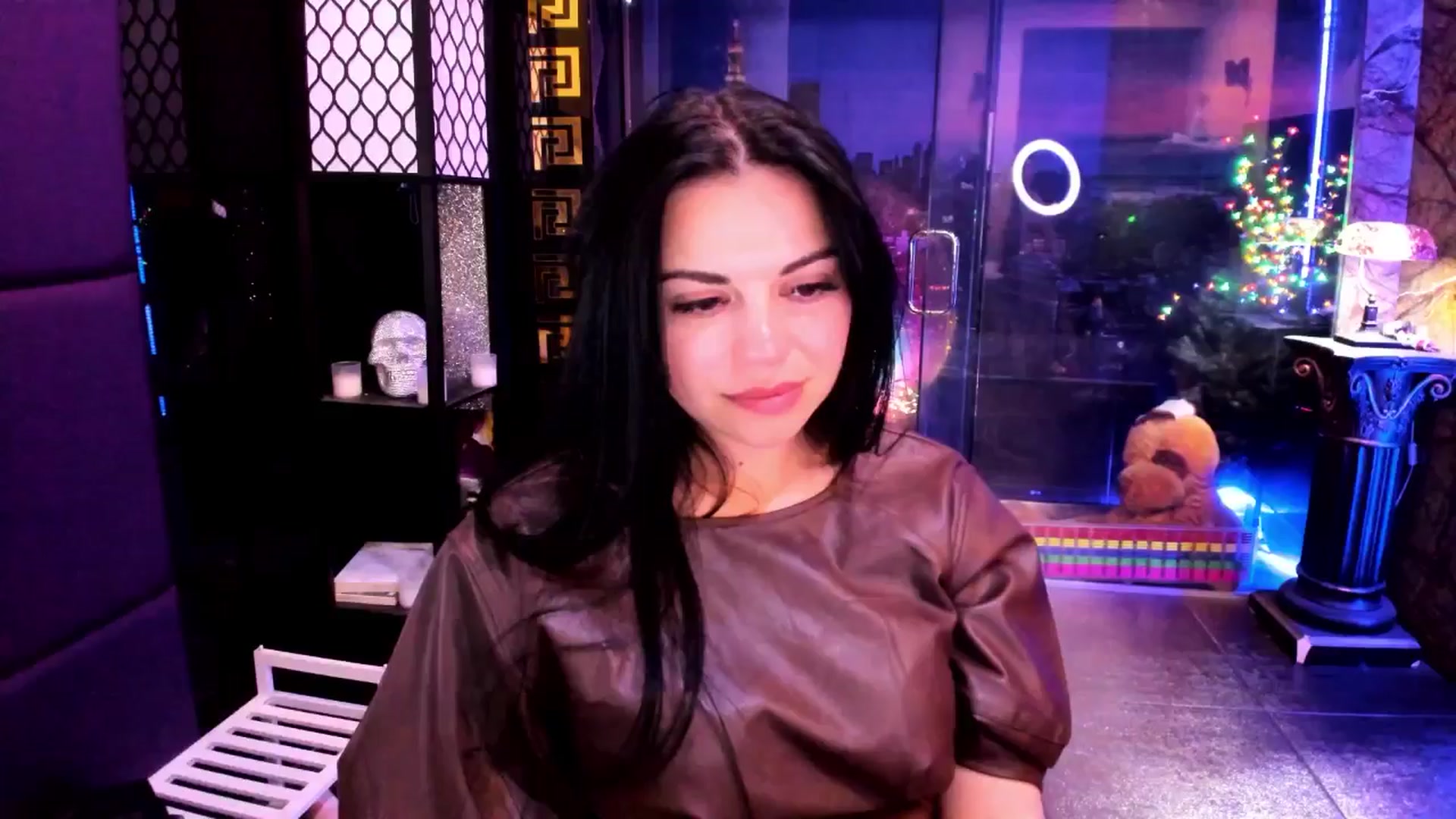 Gallery image thumbnail from sunn_o's myfreecams stream on, 10/31/2024, 10:59 image 14 of 20