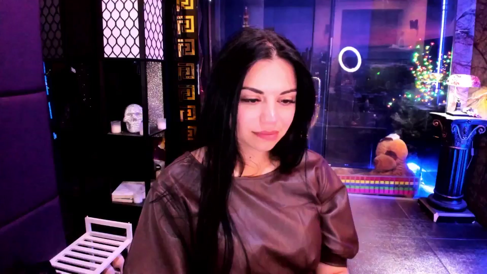 Gallery image thumbnail from sunn_o's myfreecams stream on, 10/31/2024, 10:59 image 15 of 20