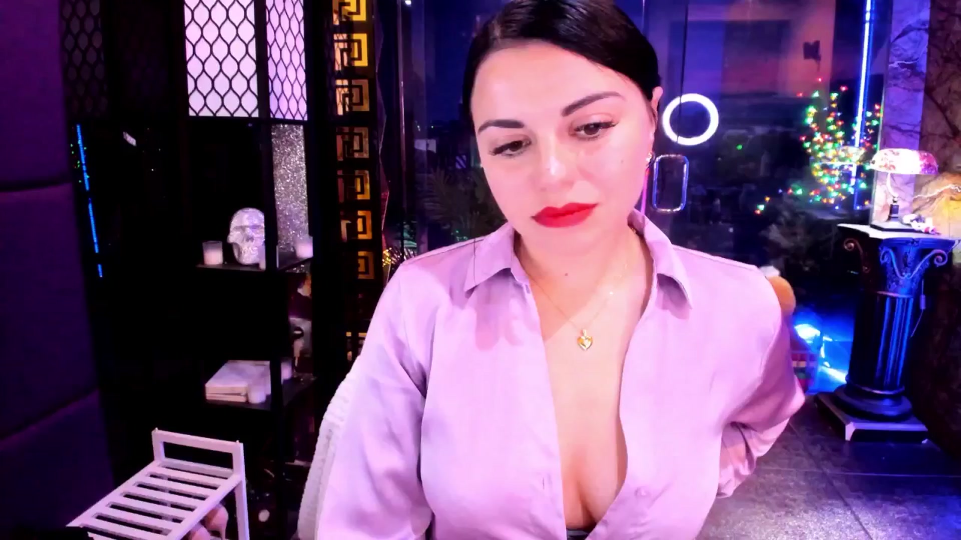 Gallery image thumbnail from sunn_o's myfreecams stream on, 11/10/2024, 10:29 image 4 of 20