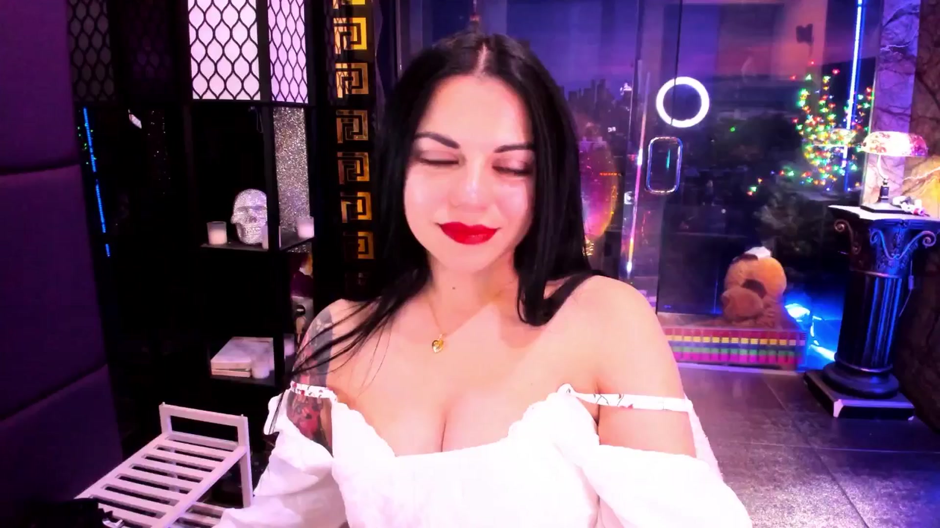 Gallery image thumbnail from sunn_o's myfreecams stream on, 11/15/2024, 11:06 image 10 of 20