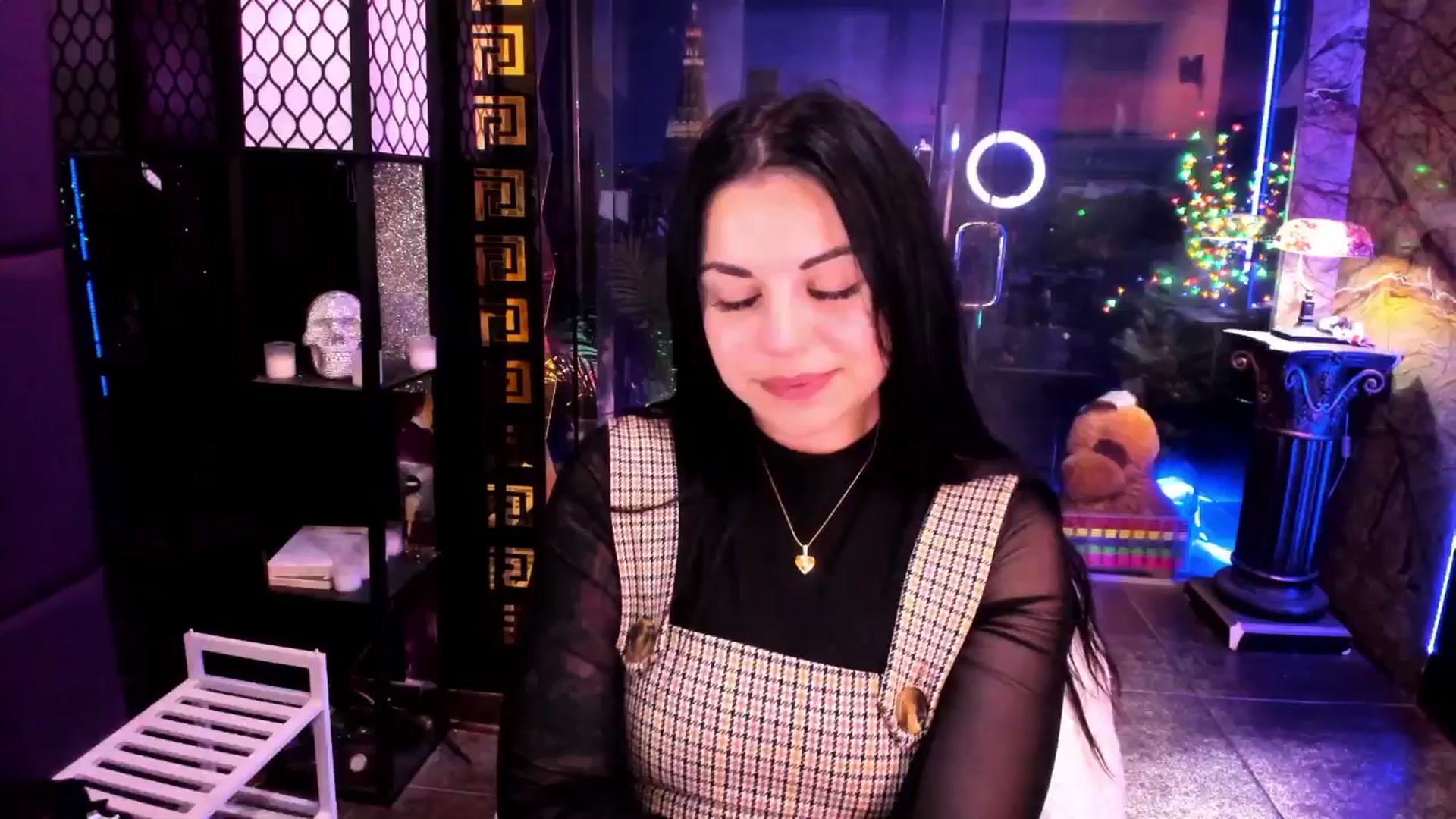 Gallery image thumbnail from sunn_o's myfreecams stream on, 11/17/2024, 12:23 image 17 of 20