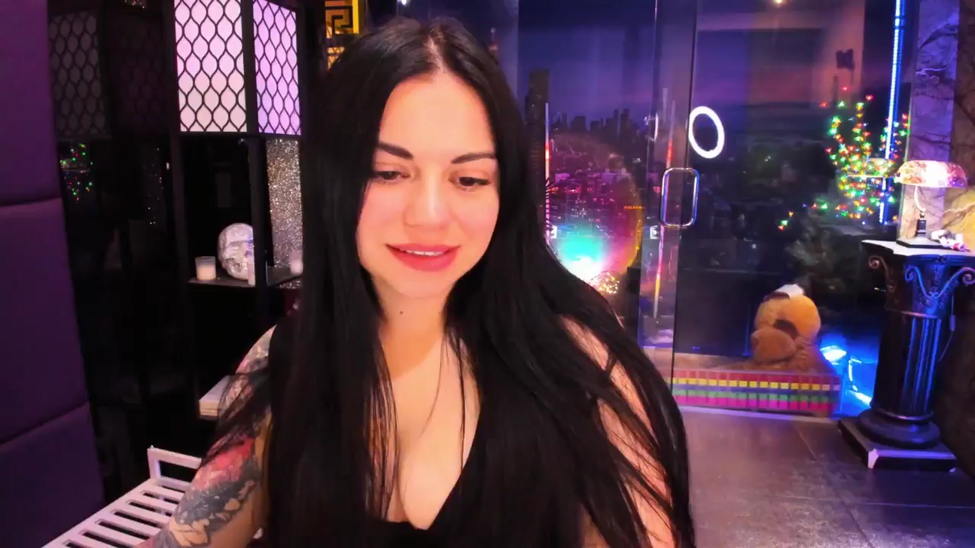 Gallery image thumbnail from sunn_o's myfreecams stream on, 01/19/2025, 13:14 image 4 of 20